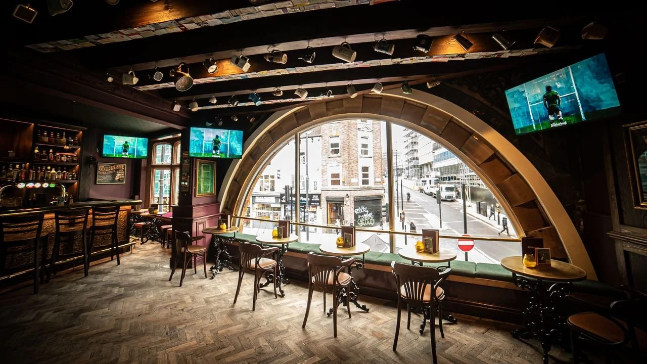 Sports bar in Leeds city centre | The Brotherhood of Pursuits