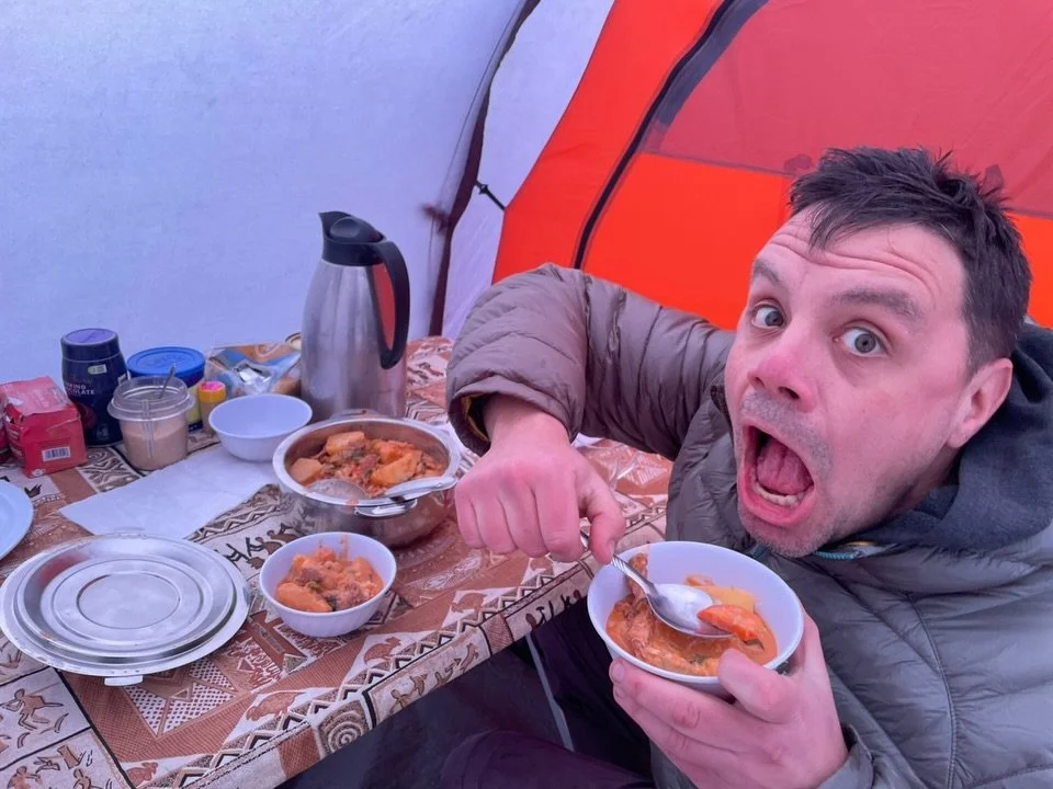 Dinner time on the mountain! Yes pls 🥘🥙🍲🥗🍛
#Dinnertime #Moujtainhunger #Energy #Peakexpeditionstanzania #MtKilimnjaro