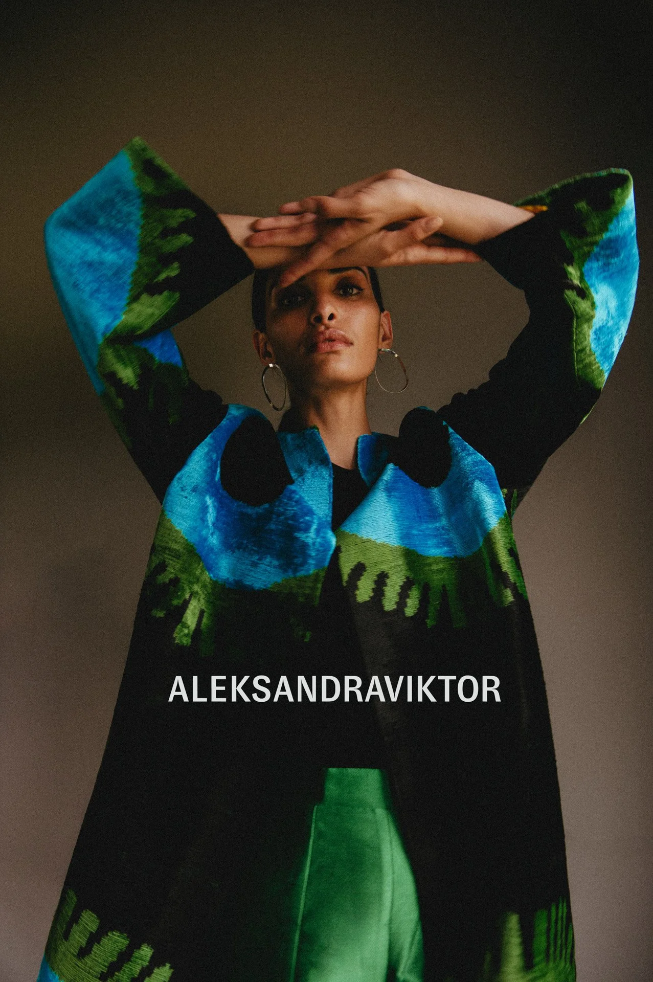nikkmartin_portfolio_2025_fashion-womenswear_full-size_0061_with-logo.jpg
