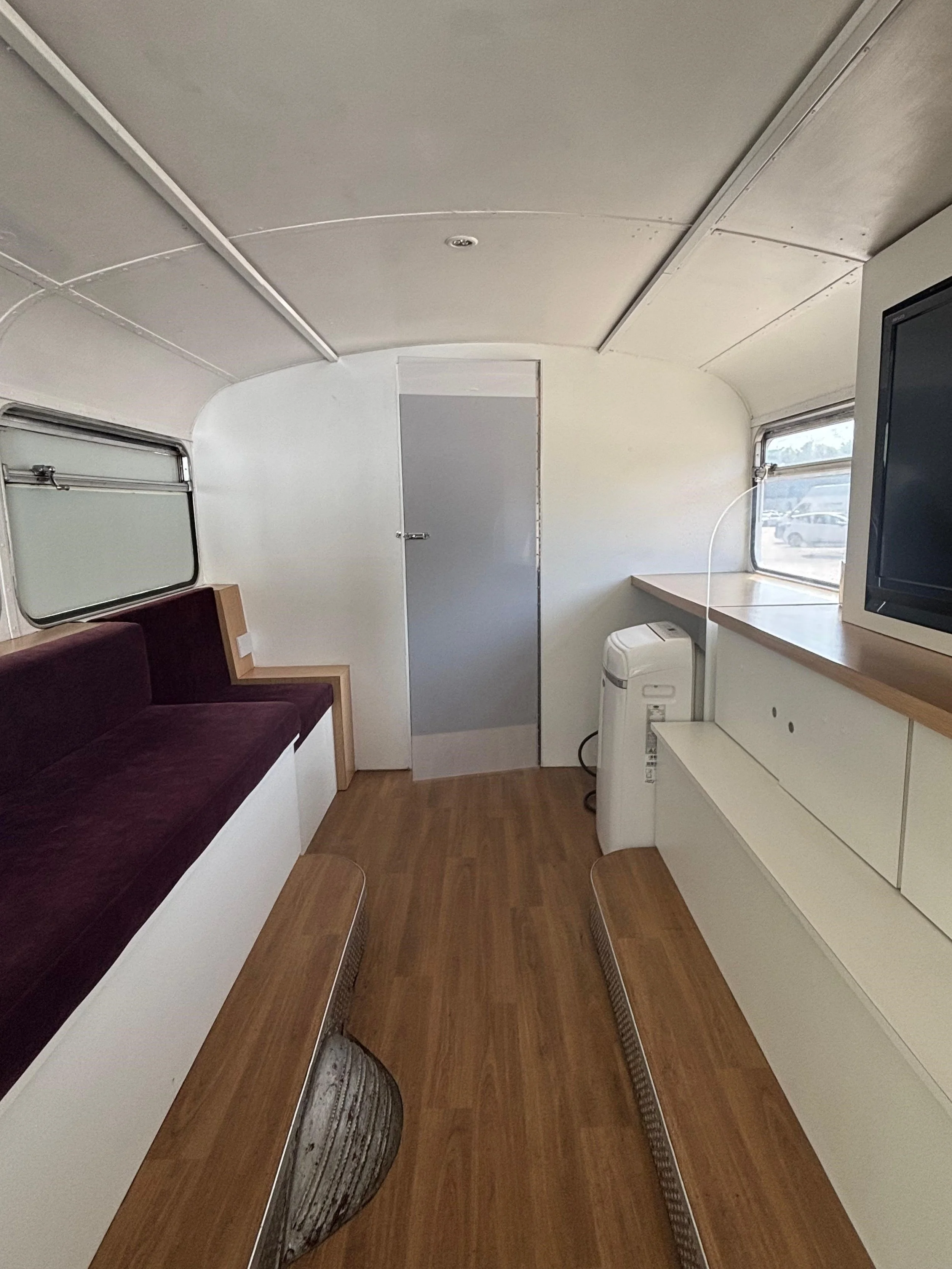 Bus 2 Unbranded (15).jpeg