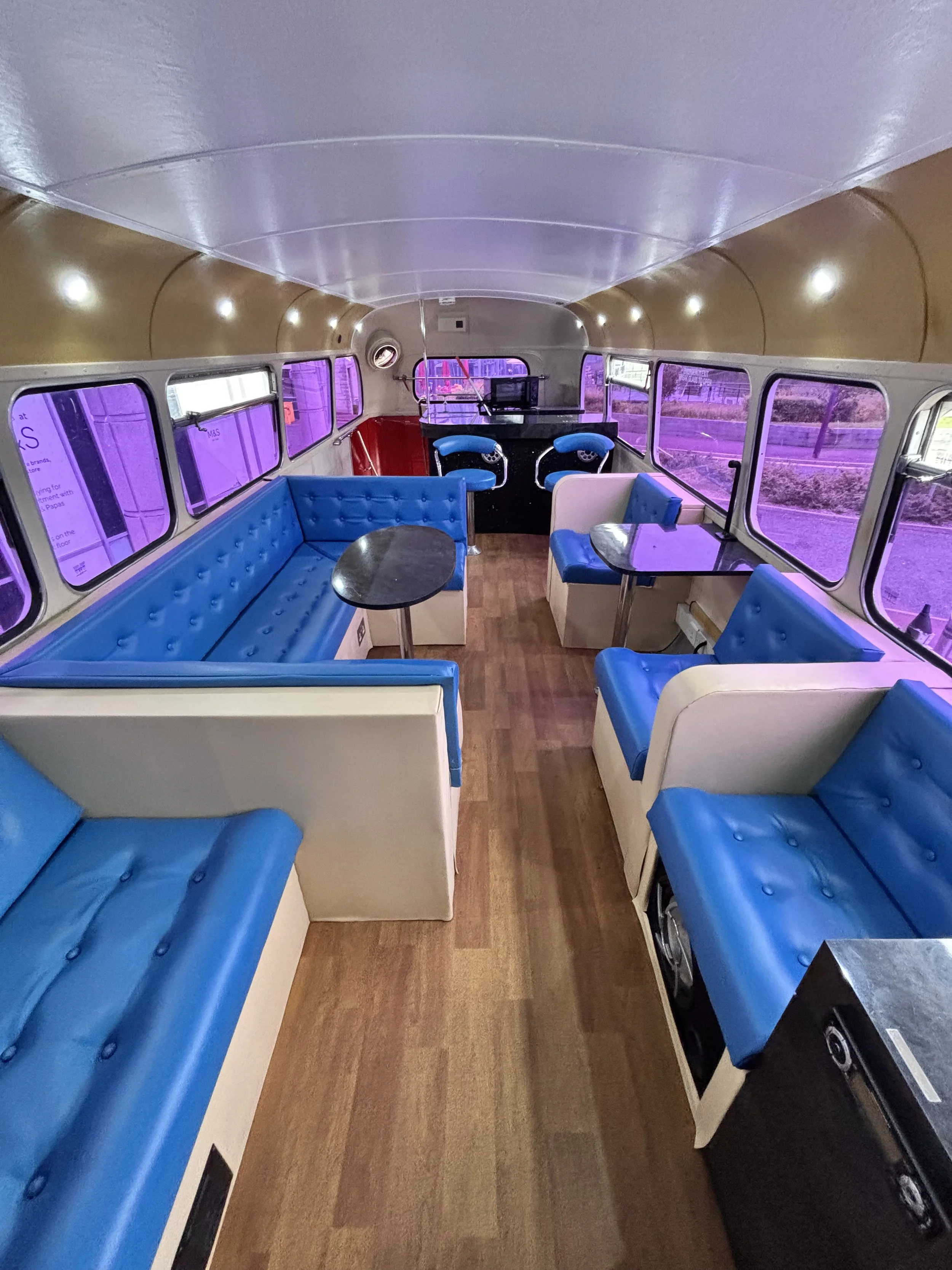 Routemaster RML 2573 bus upper deck.jpg