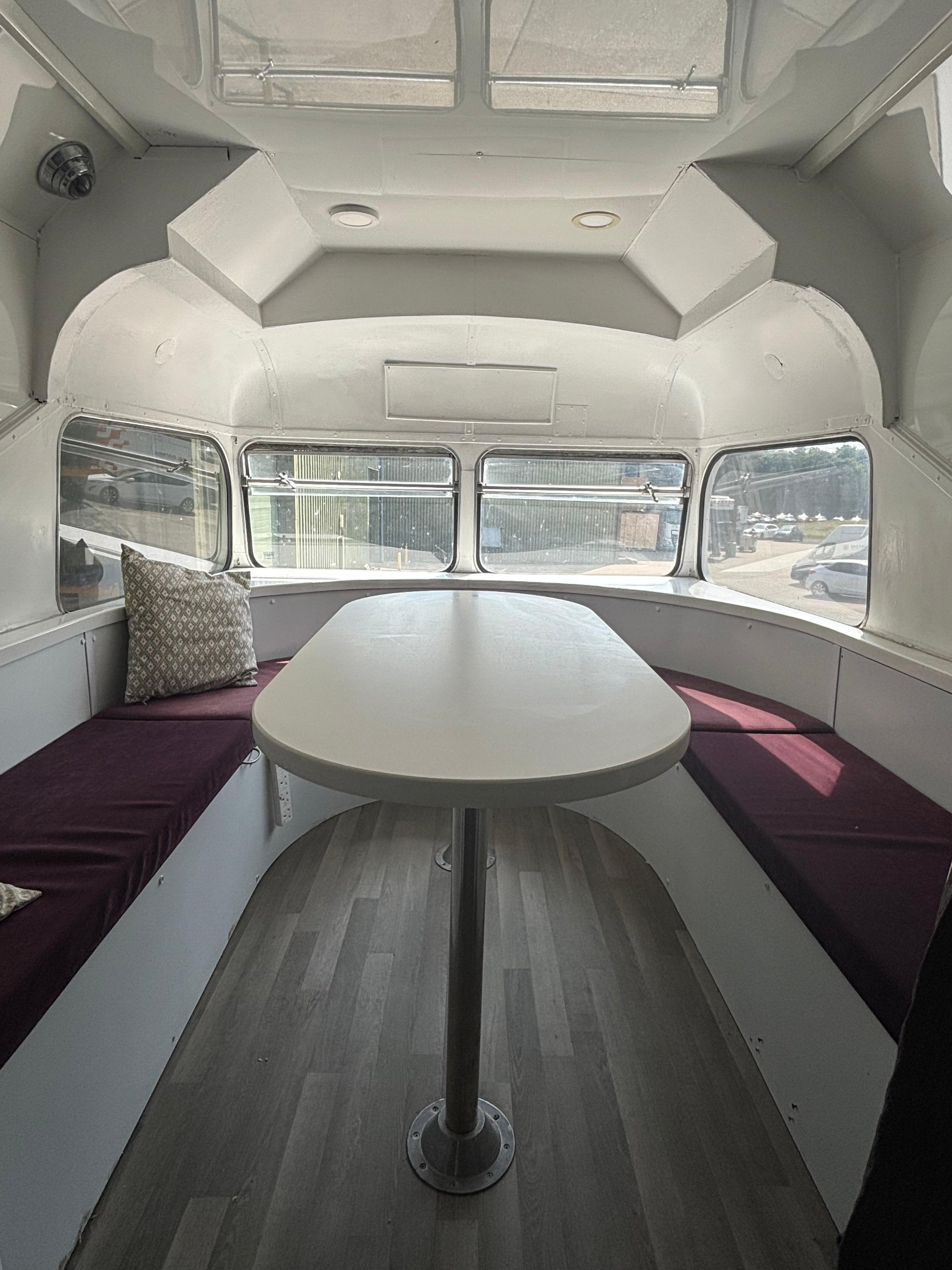 Bus 2 Unbranded (5).jpeg