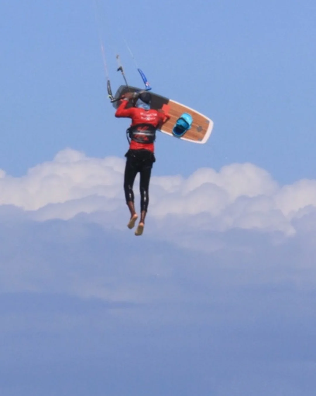 From the lagoons of Watamu to the podium 🏆🇰🇪
Meet Haron &mdash; Kenyan champion, IKO certified instructor, and one of the most talented riders on the Kenyan coast. Whether you&rsquo;re touching a kite for the first time or ready to level up your s