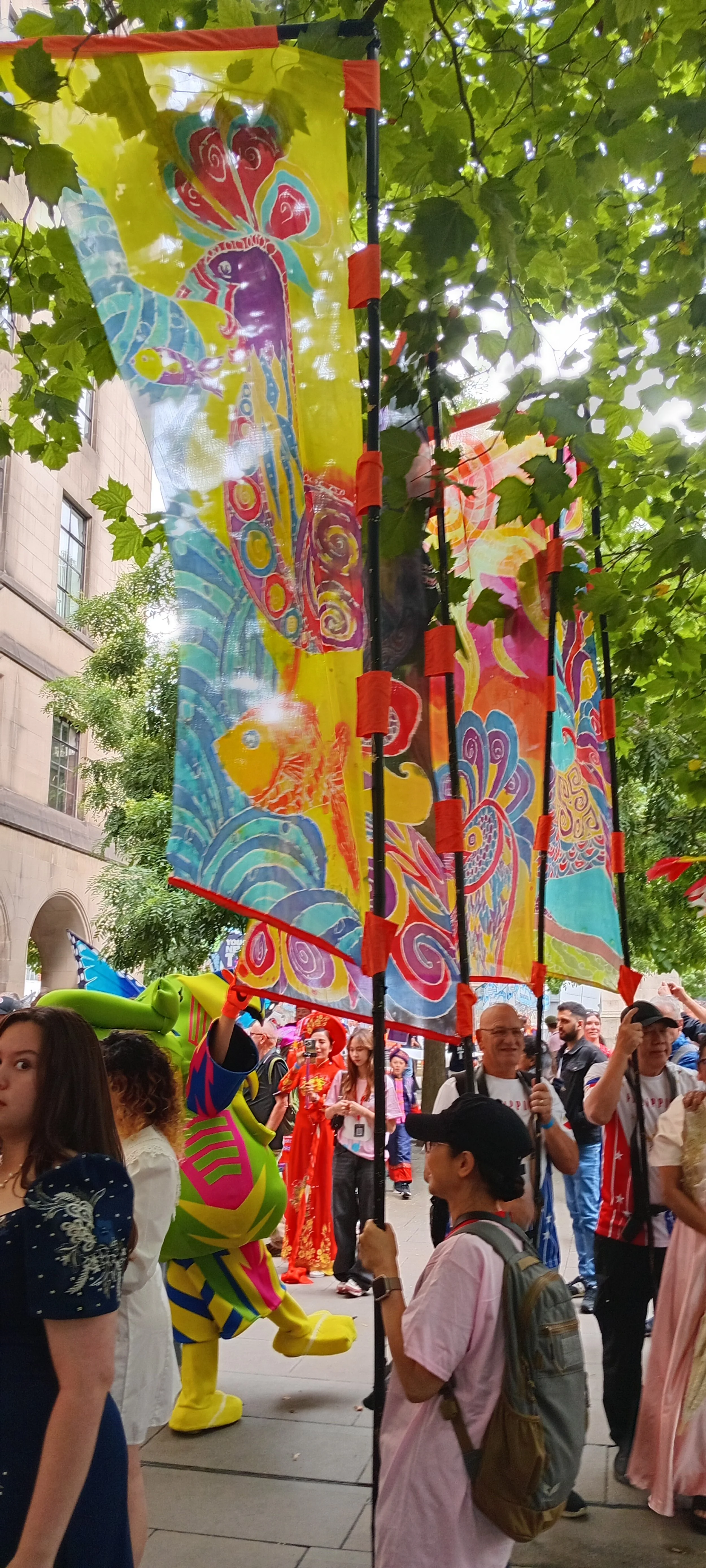 Manchester Day 2025. Designed and made by Amy Hegarty, in collaboration with the Filipino community. Evenr produced by Walk the Plank. 