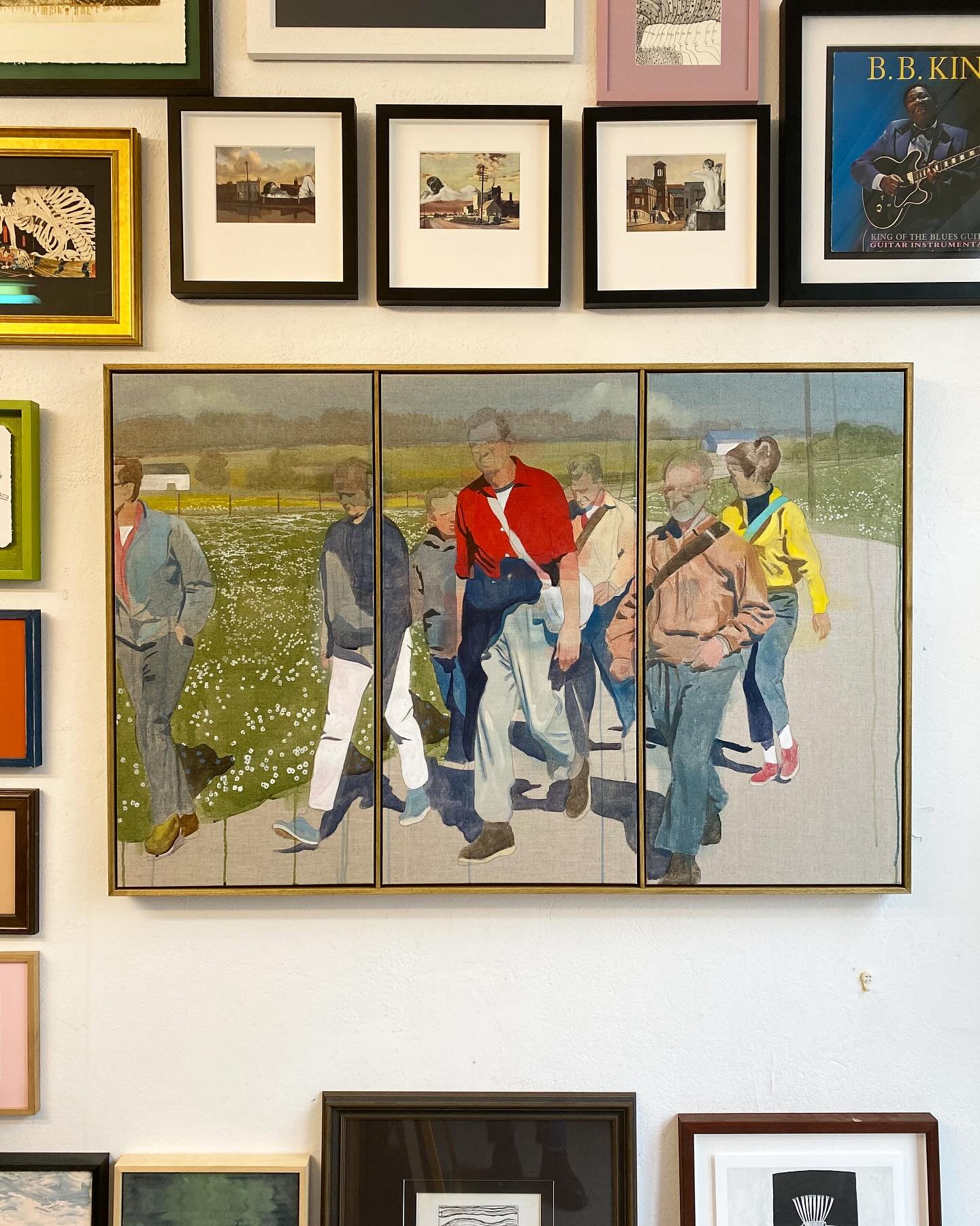 Local artist @fergushare is the creator of this fantastic canvas triptych. 

Fergus came with the idea of fitting all 3 individual canvasses into one overall frame, finely split with extra wooden spacers and a natural warm stain.

Probably one of my 