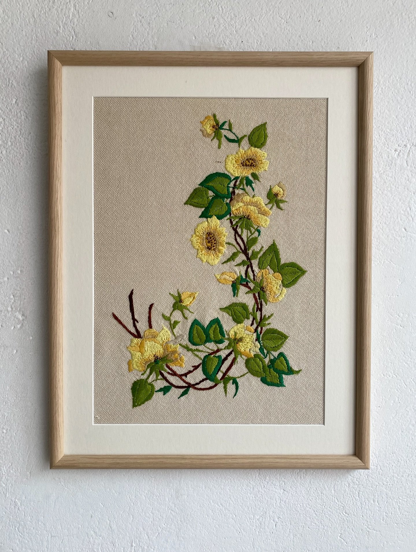 A beautiful array of wood tones suitable for any print. From warm and rich oak stains to dusty deep walnuts. There&rsquo;s a colour here waiting here for your next framed piece!
-
-
-
-
#pictureframe #picture #frame #framing #framer #artwork #prints 