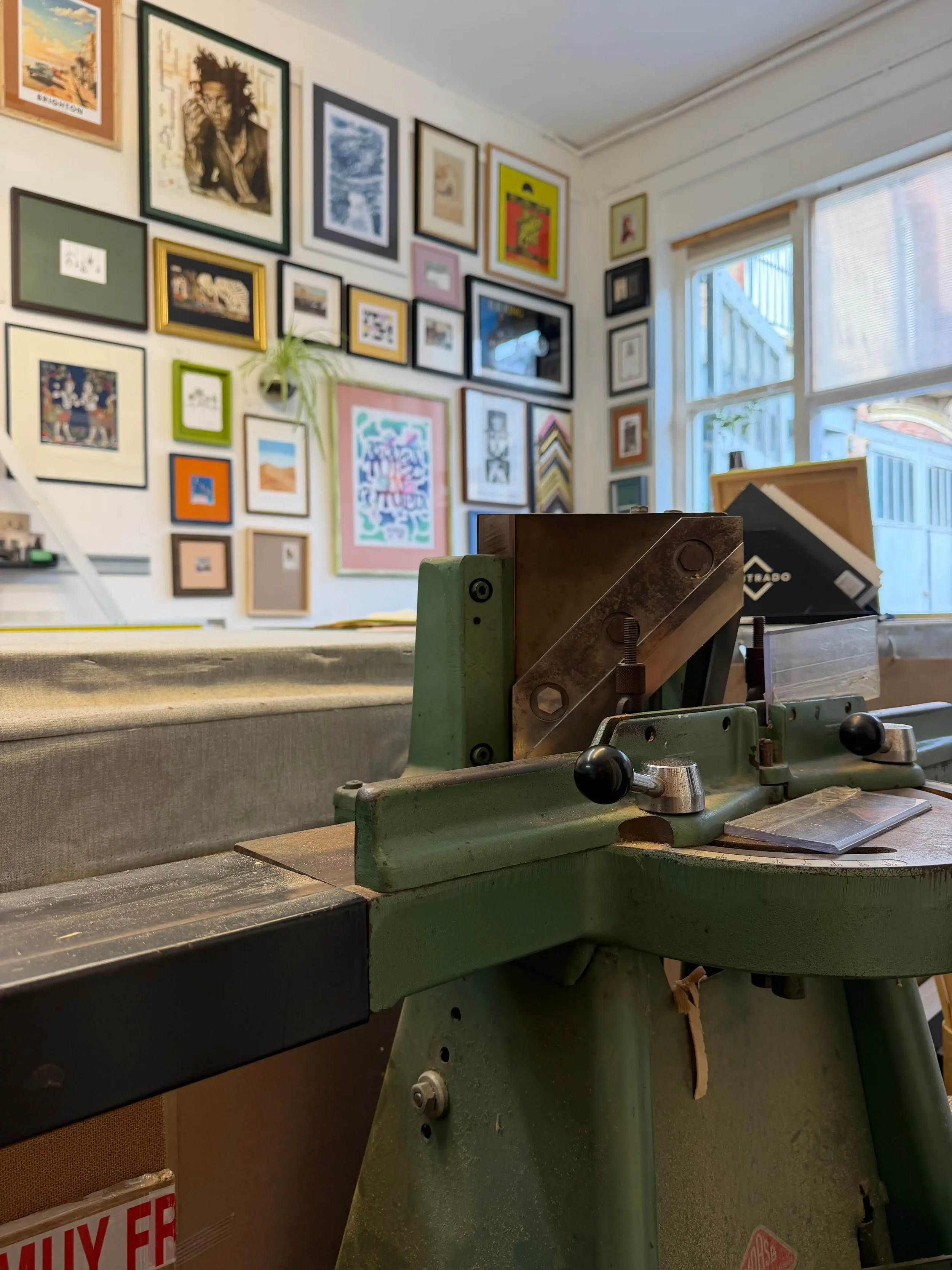 Hang in there framing workshop in Hove