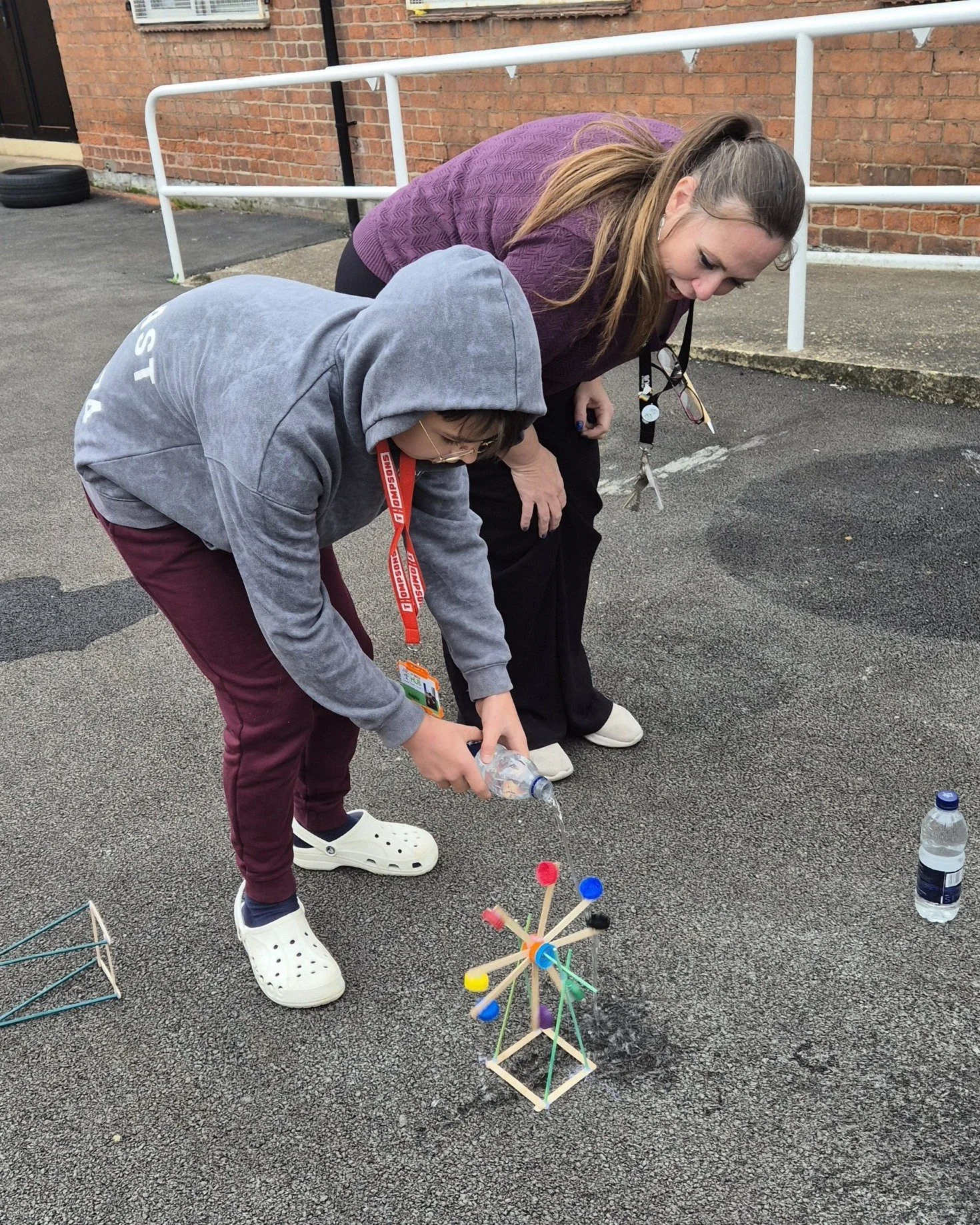 In our session, our young people designed and built water wheels from recycled materials, using teamwork, problem-solving, and creativity to bring their ideas to life! 
They even tested them out in our outdoor area to see how water power works in ac