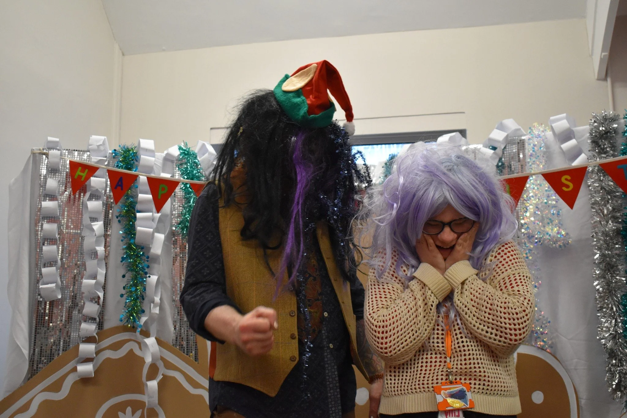 Part 2 ✨

More smiles and creativity captured as our YP continued to enjoy the afternoon session, building confidence through self-expression, role play, and shared laughter 📸🎭.

 These activities support social communication, wellbeing, and positi