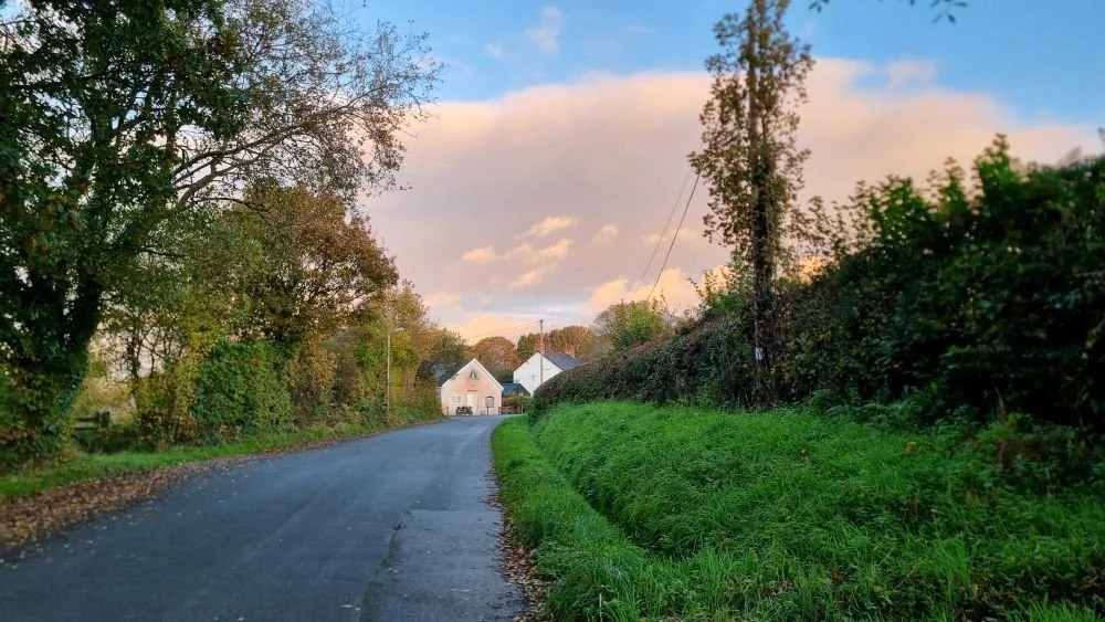 Llwyddiant Gwobr Grant i Gymuned Salem: Pensaerau yn cael eu Penodi ar gyfer Mewnbwn y Neuadd I ‍Grant Award Success for Salem Community: Architects Appointed for Hall Extension 