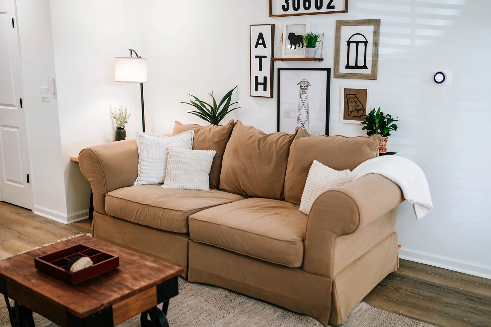 AirBNB_Peter_St.6.jpg