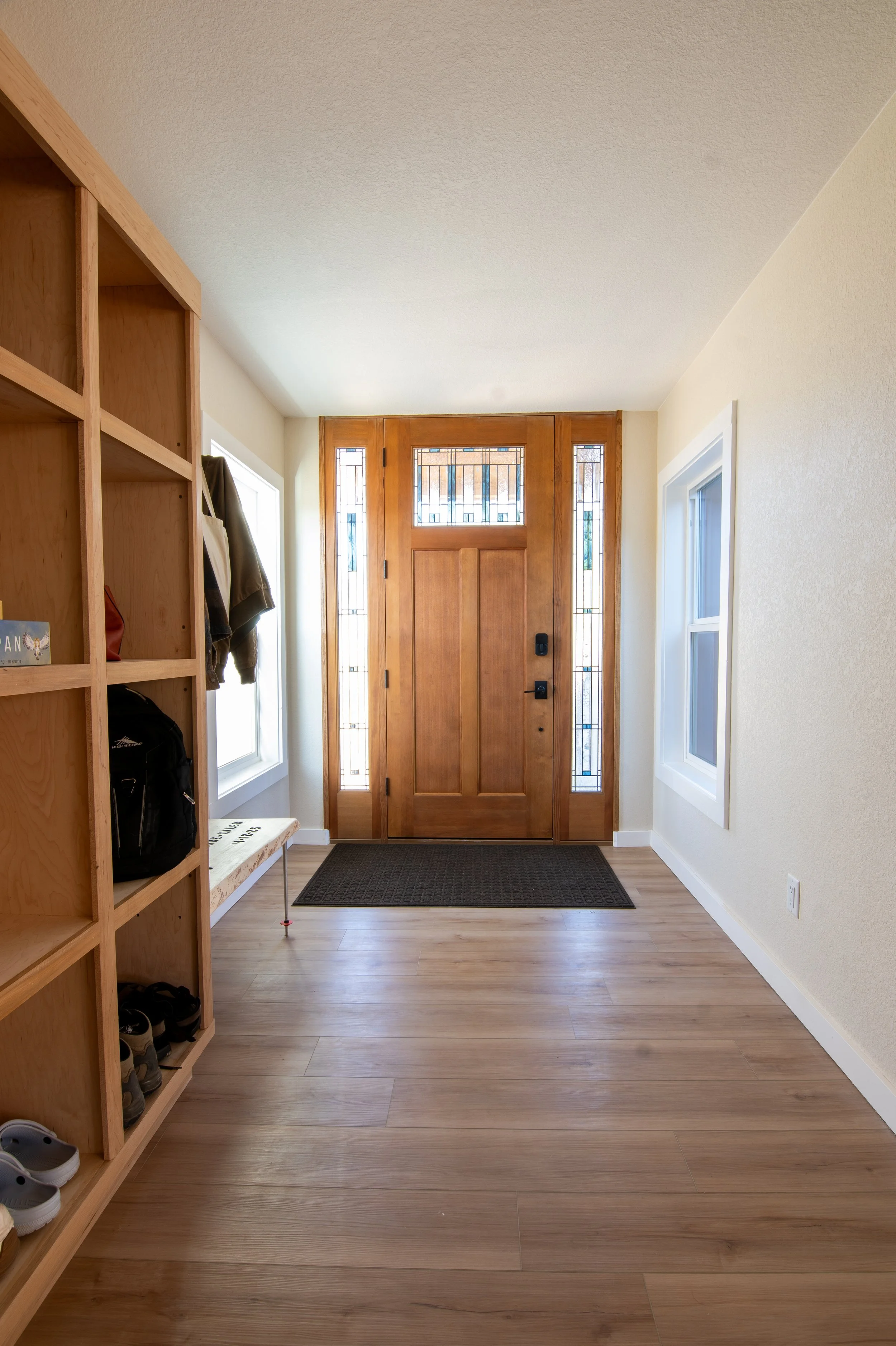 Downstairs entryway.jpg