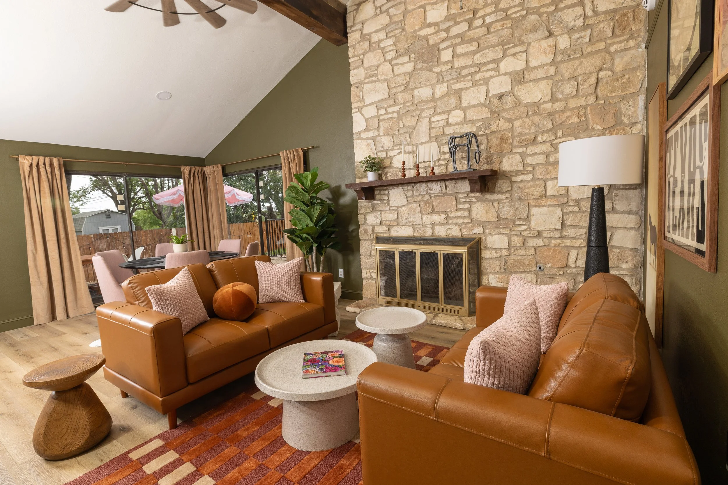 AirbnbHomeSanAntonio-63.jpg