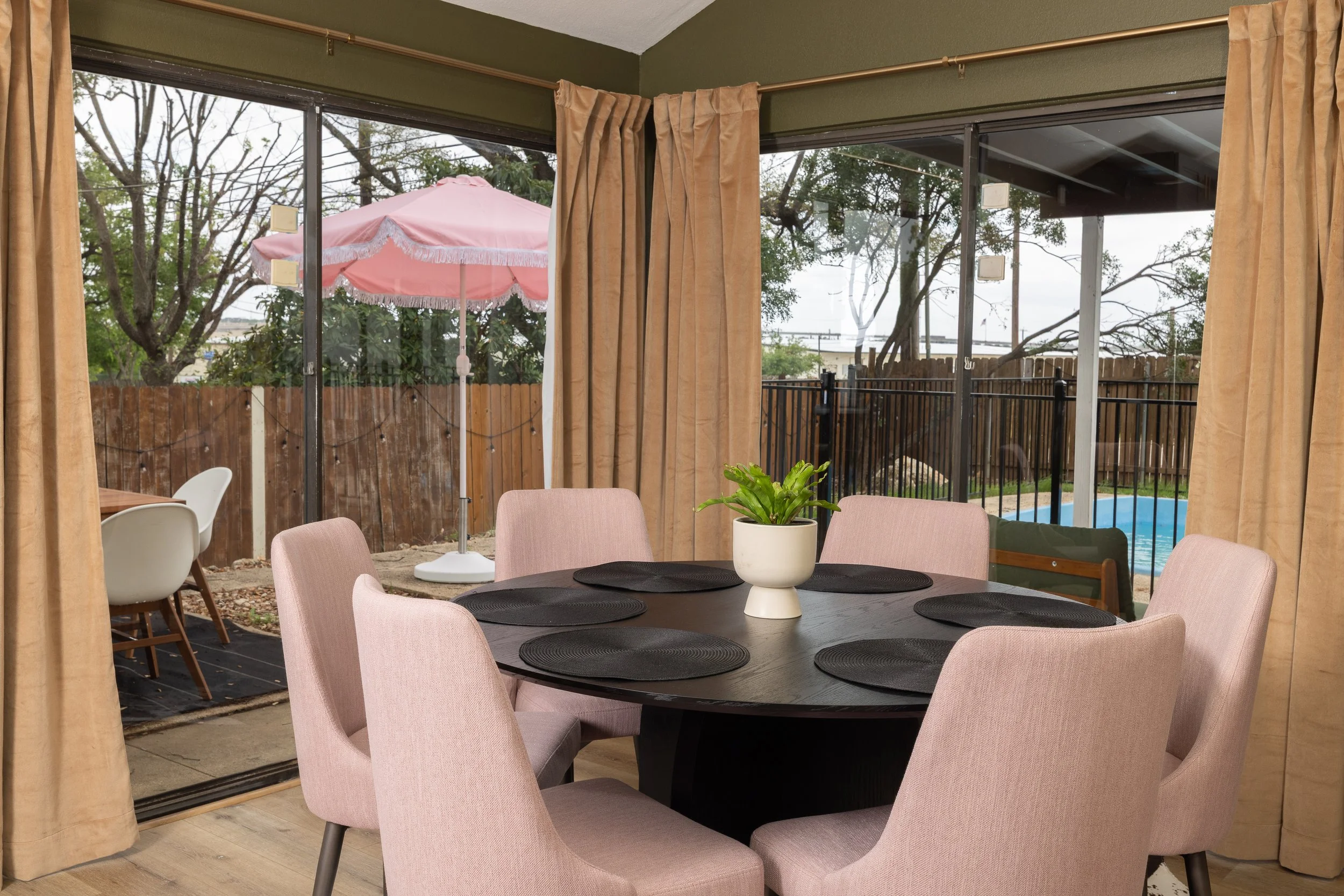 AirbnbHomeSanAntonio-65.jpg