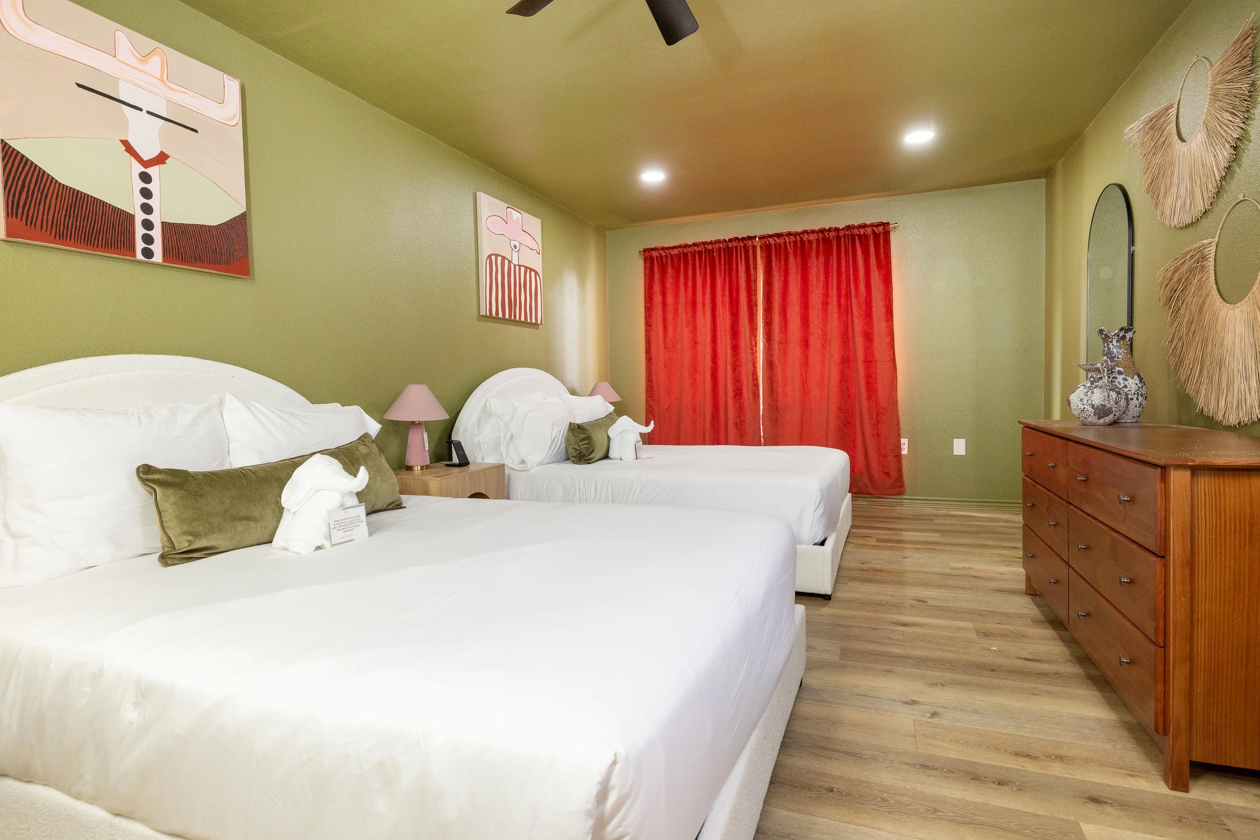 AirbnbHomeSanAntonio-74.jpg