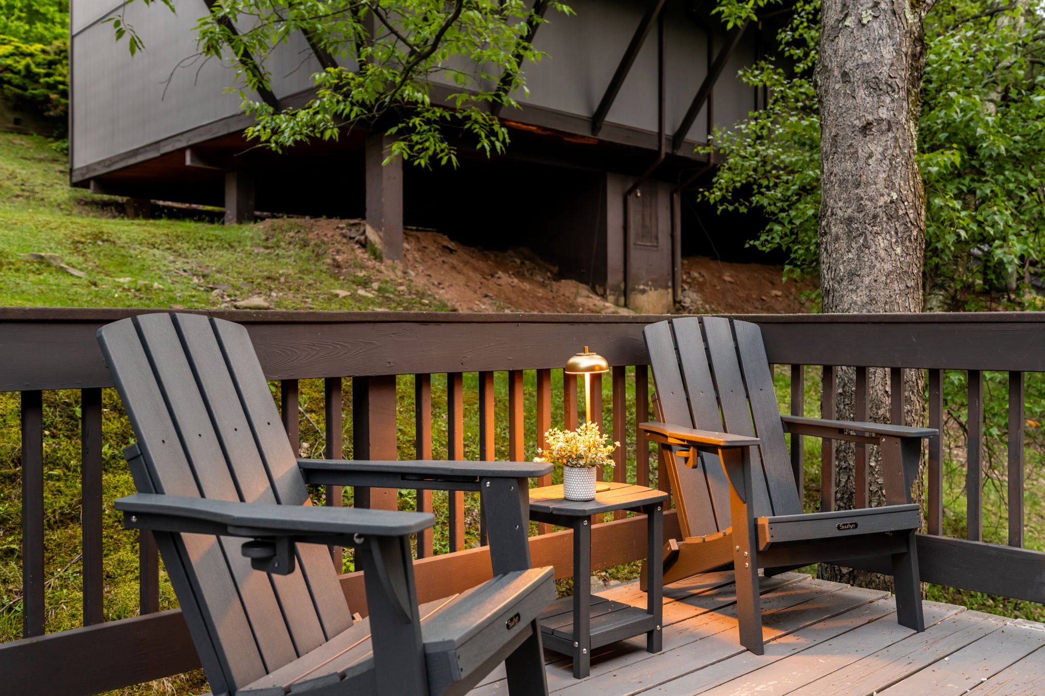 48-Slalom-Way-Tannersville-PA-18372-airbnb-003-twilight.jpg