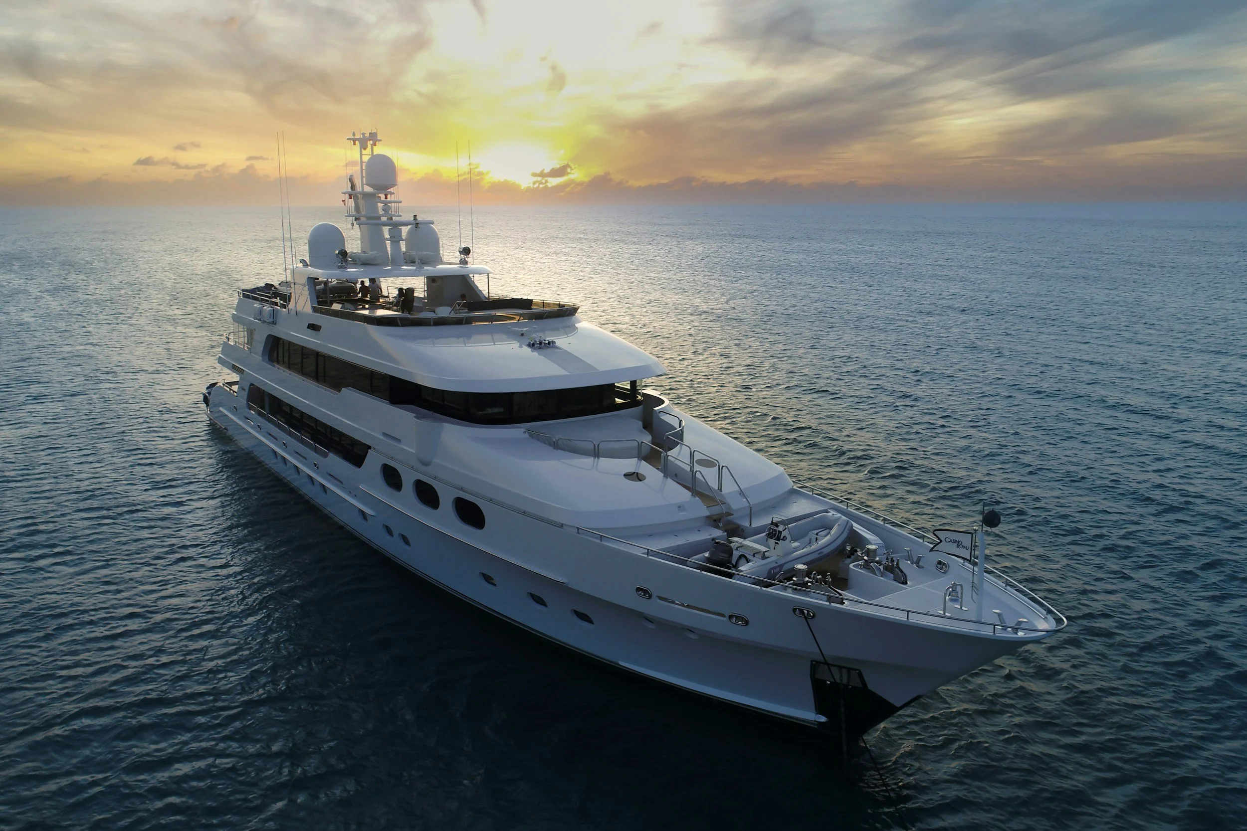 Your Ultimate Stay for the Fort Lauderdale Boat Show at Hotel Maren Fort Lauderdale Beach