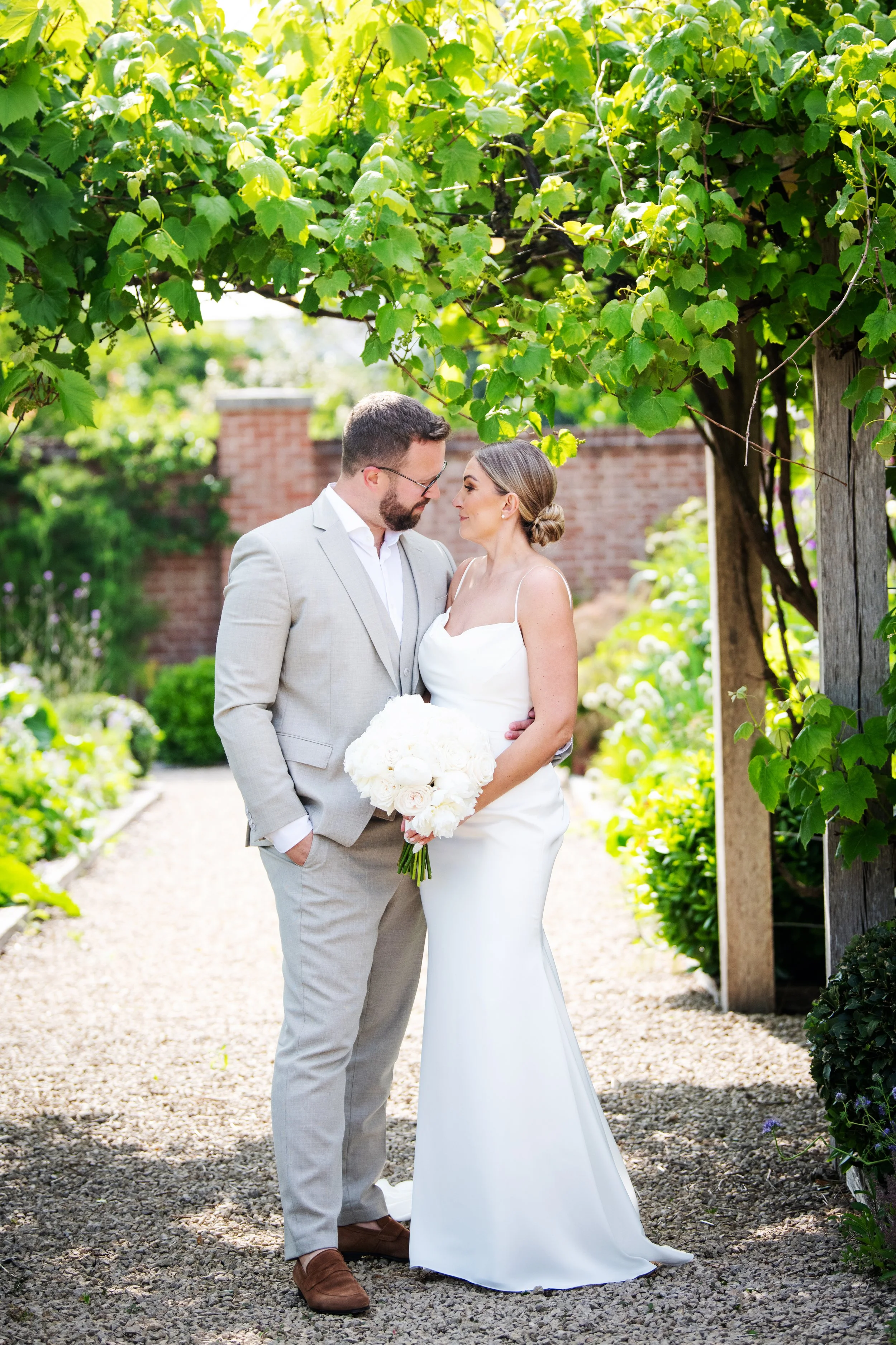 How to overcome wedding photo anxiety.