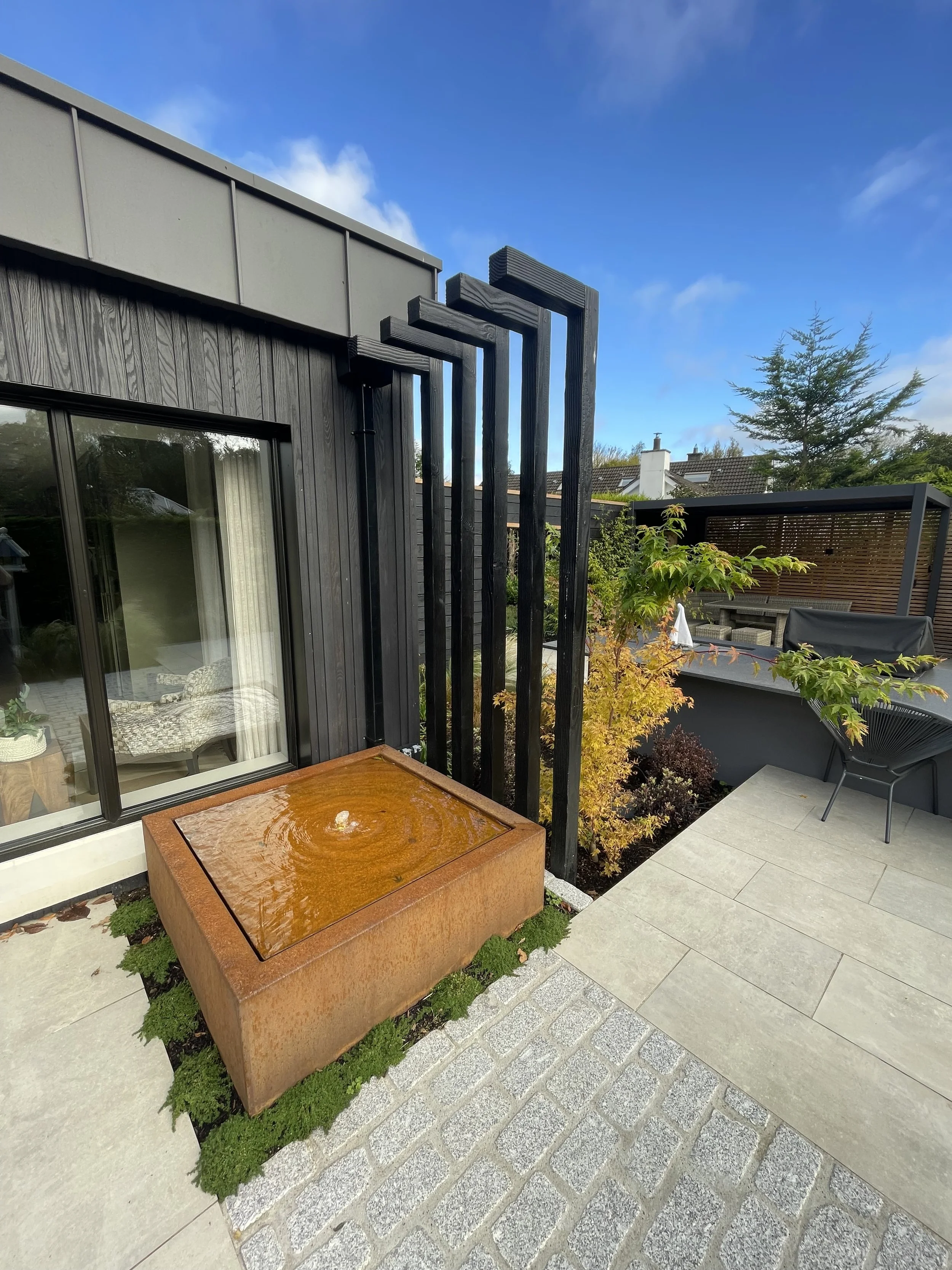 L-Shaped Charred Douglas Fir Pergola Posts 125x125mm