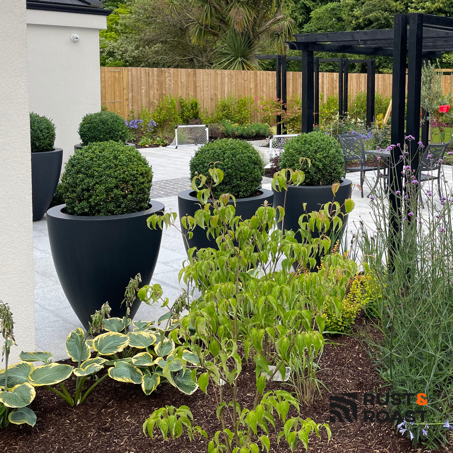 CURVA Fibreglass Planters