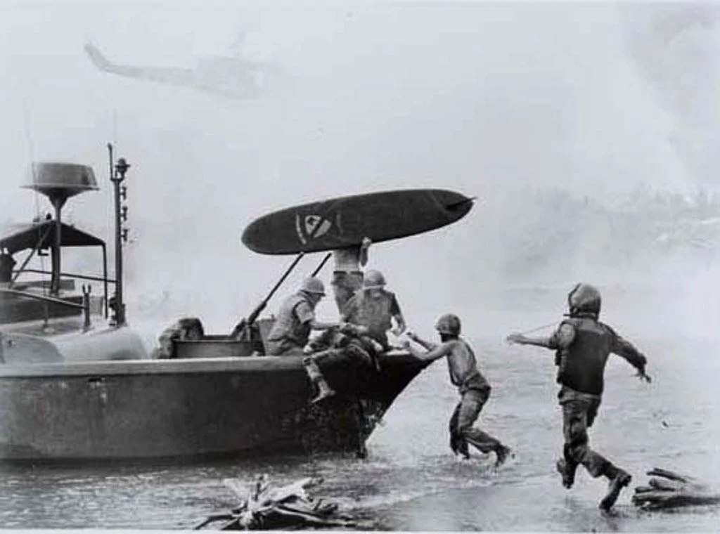 GER-200039-11 PrintsDocu_CS-1.jpg