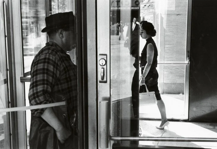 New York City, 1963 © Lee Friedlander. Courtesy the artist and Fraenkel Gallery