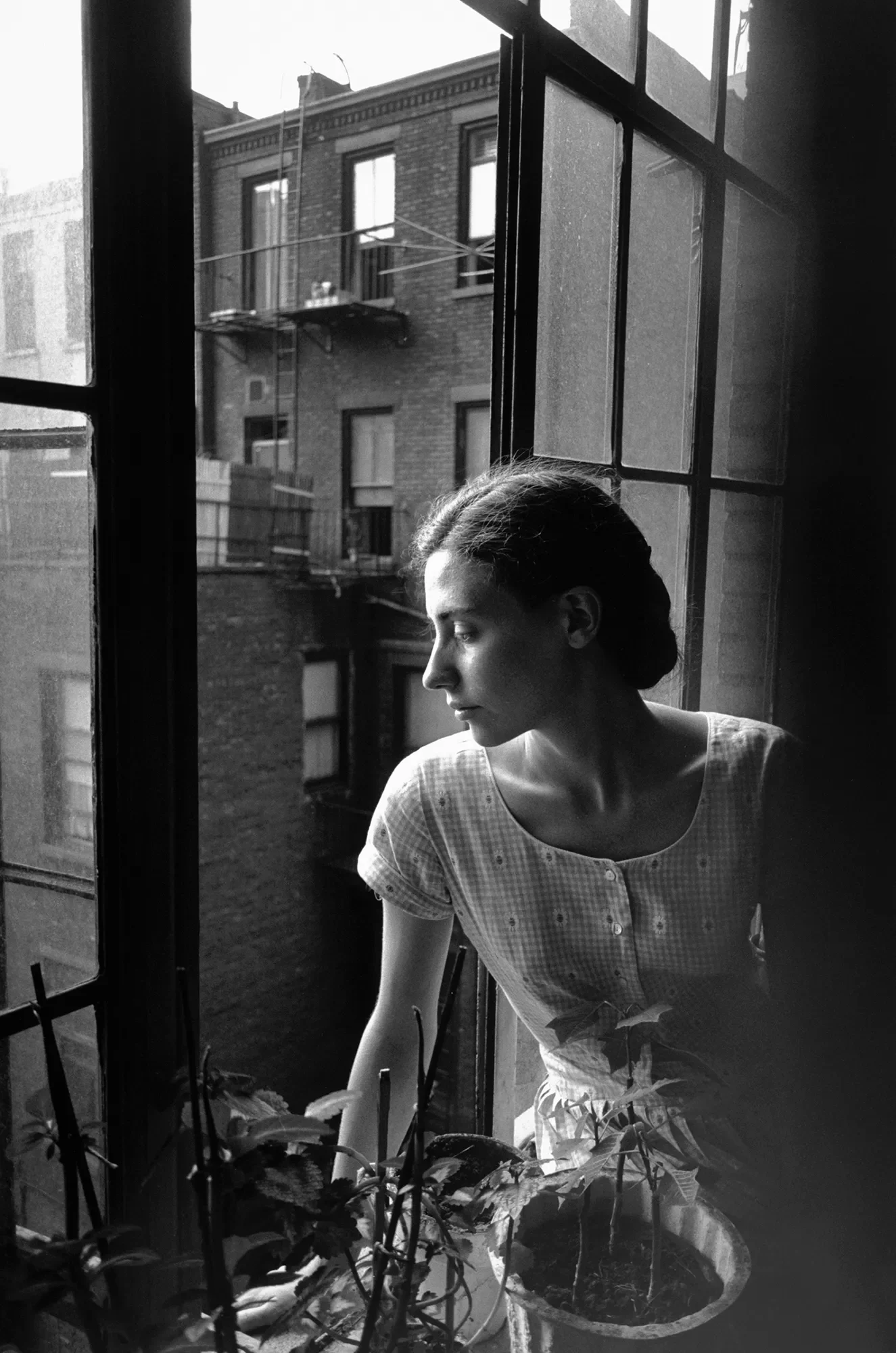 Maria, New York City, 1959 © Lee Friedlander. Courtesy the artist and Fraenkel Gallery