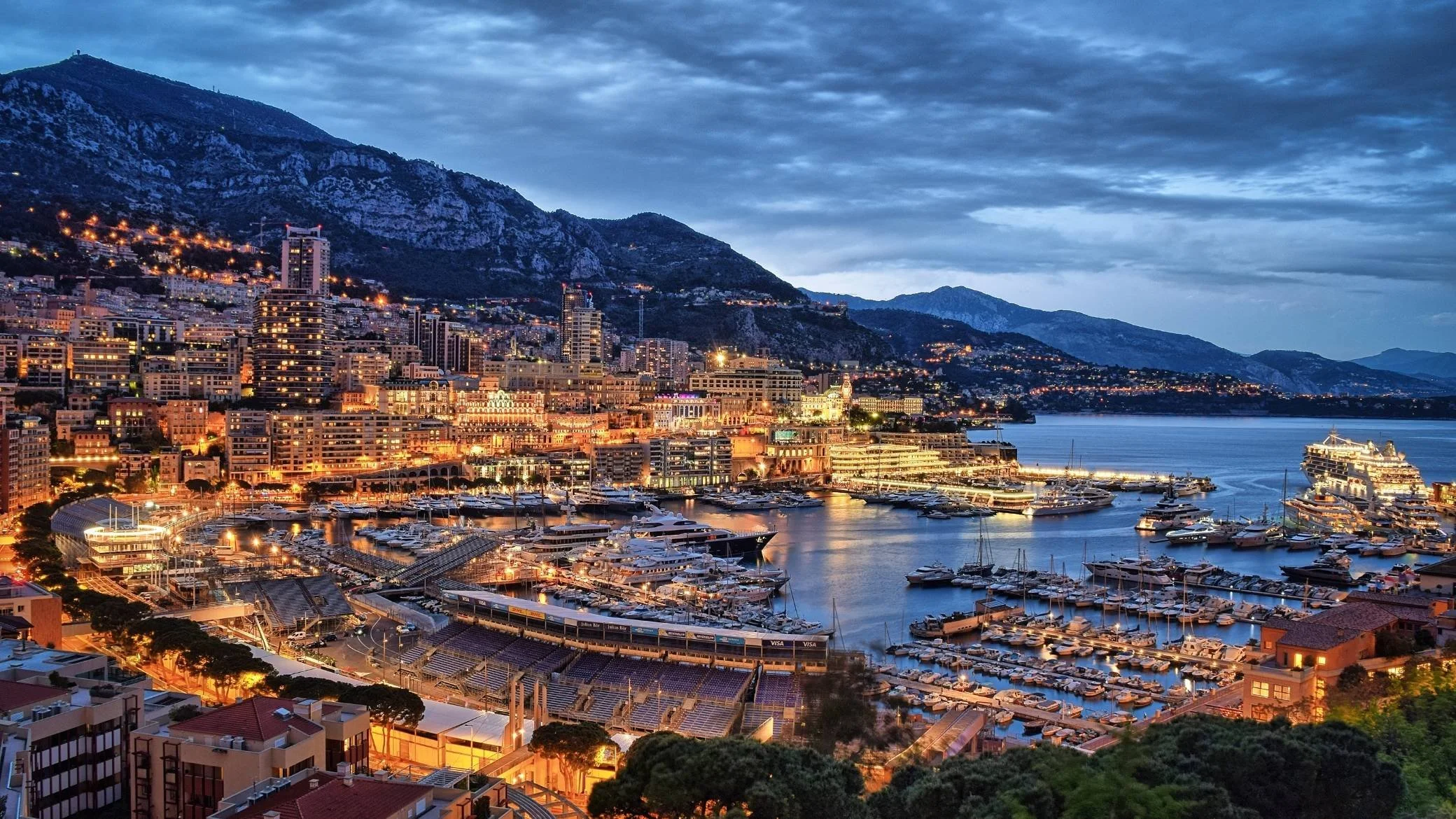 monaco le soir