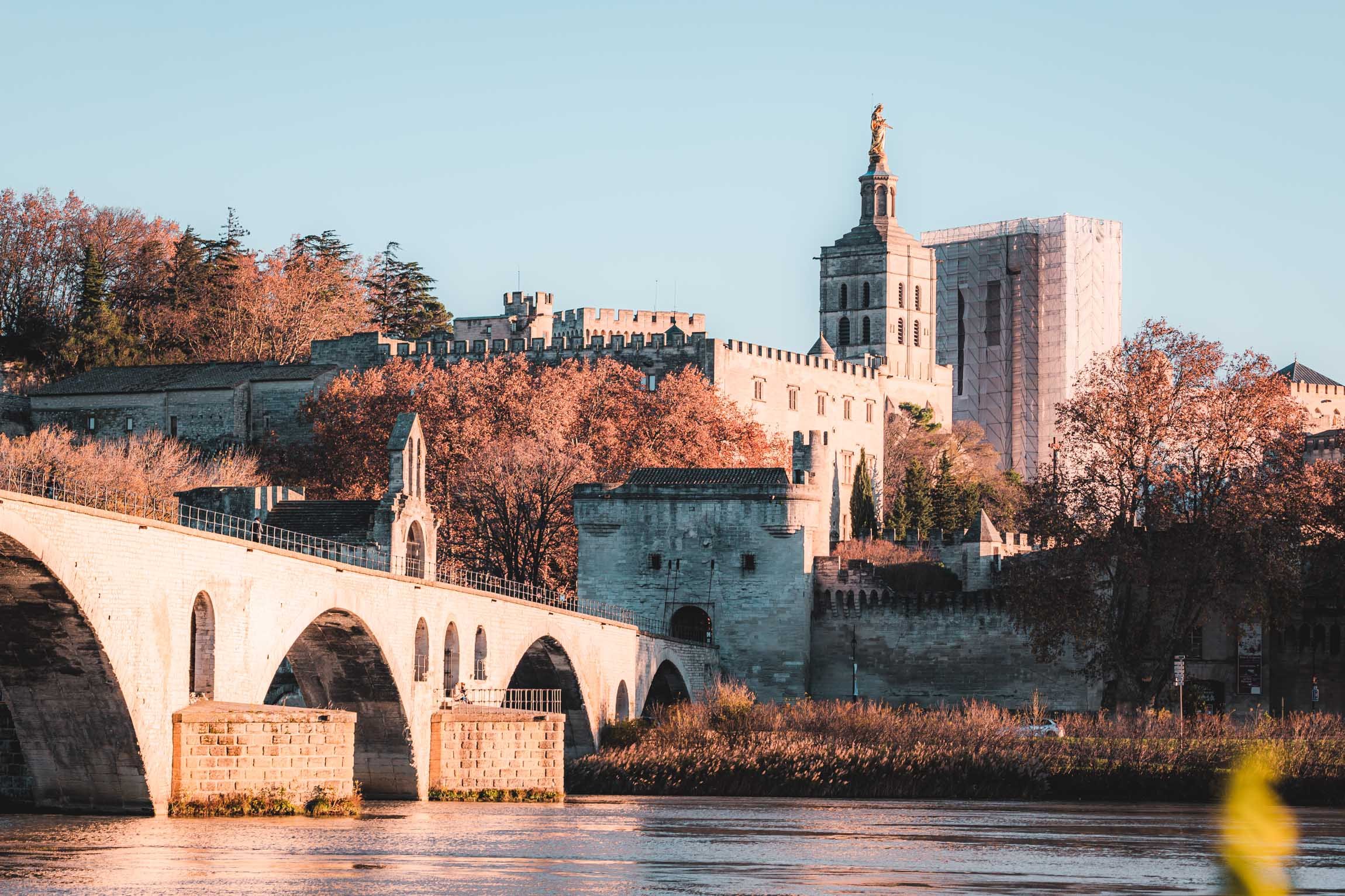 avignon en avril