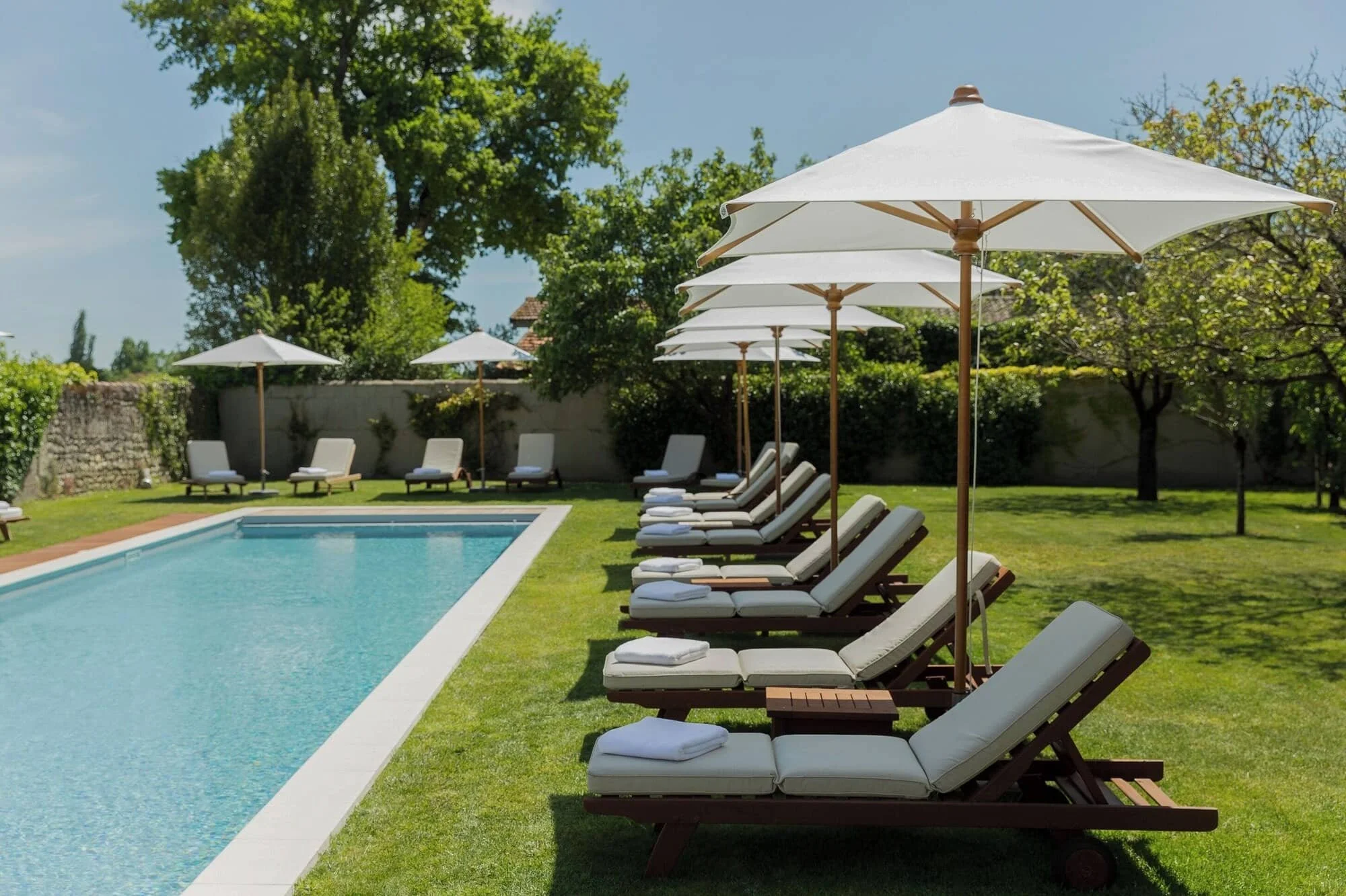 hotel avec piscine proche brodeaux