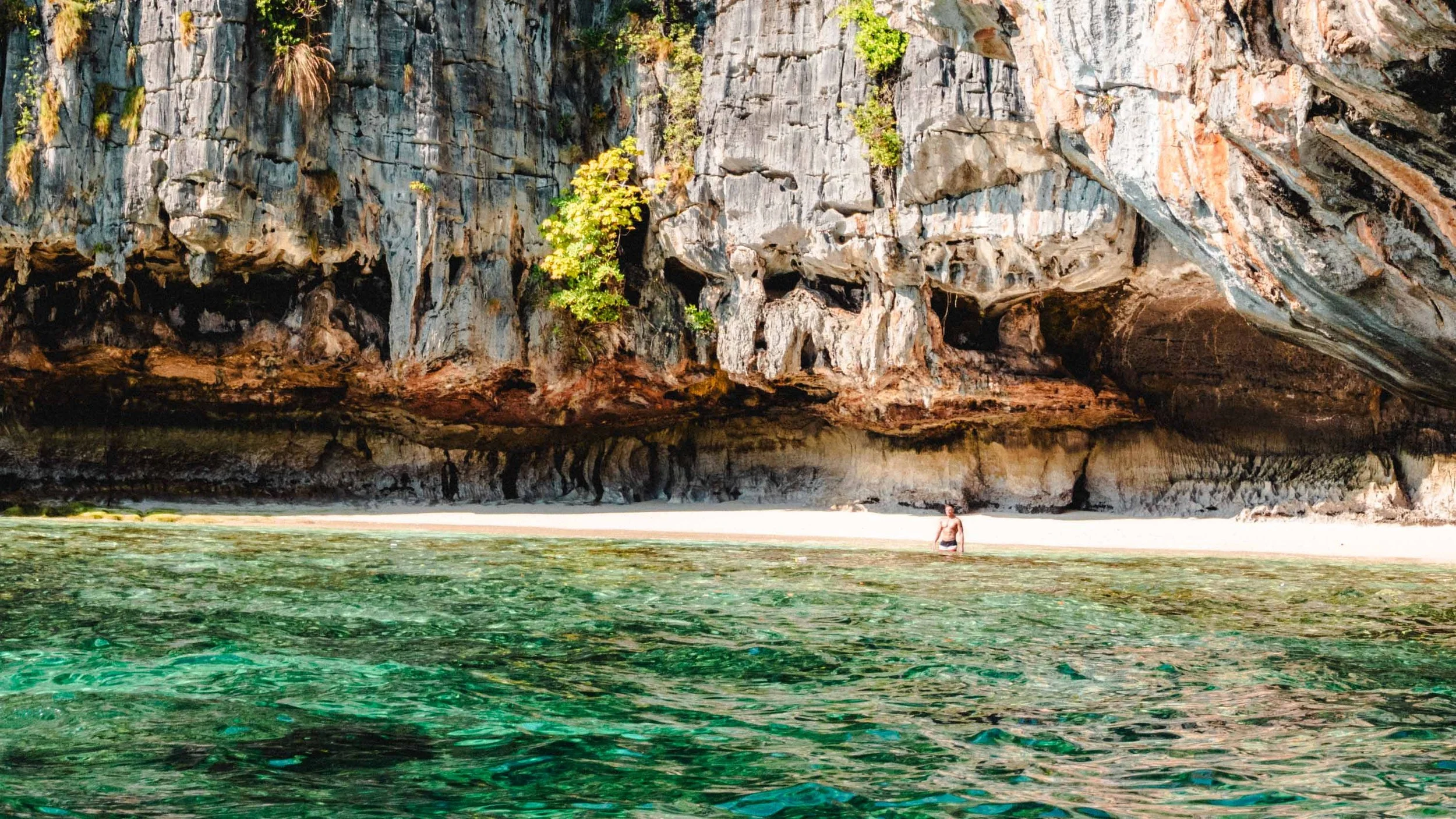 plage secrète koh phi phi