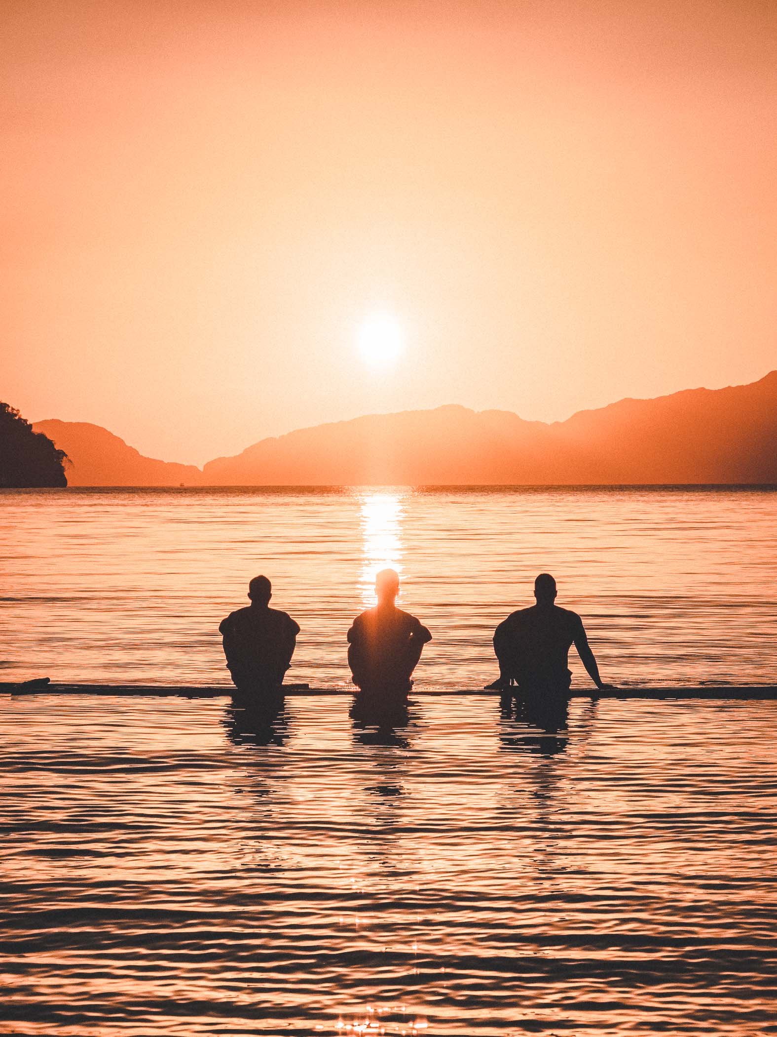 coucher de soleil sur les plages d'el nido philippines