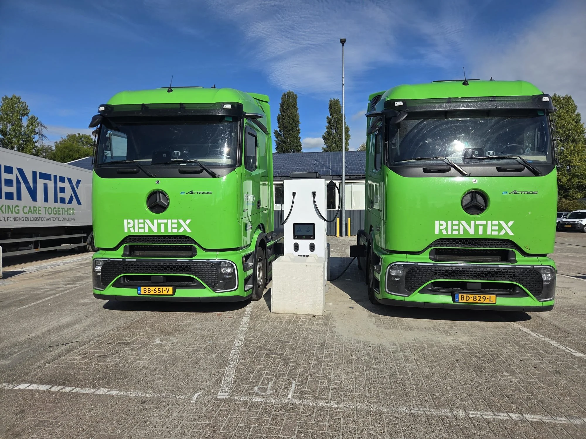 Schaalbaar laad- en batterijsysteem voor Rentex in Bolsward