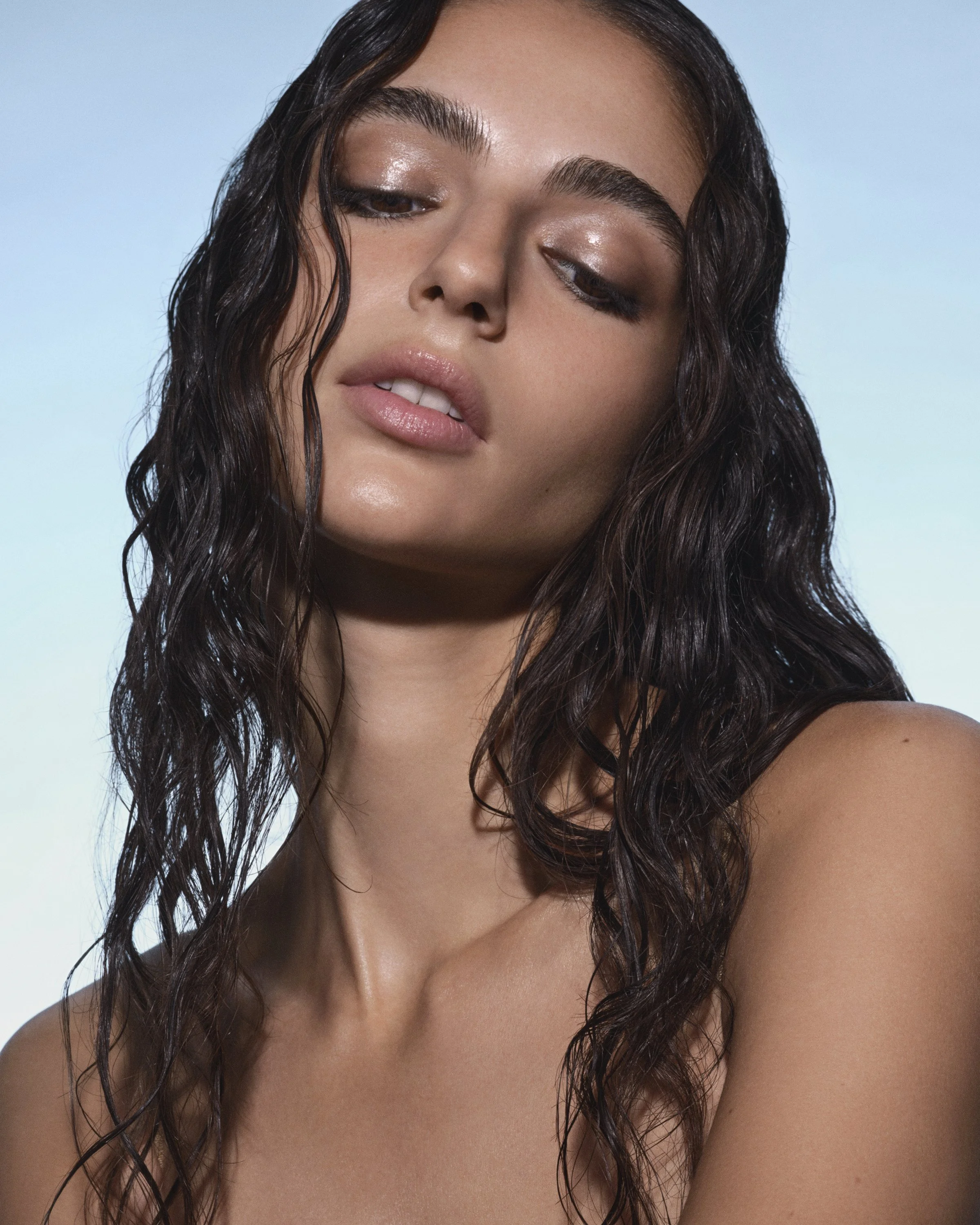 PP_BeautyTest_Meekee_Yoi_AureliaColliou_Shot_02_0539_v2_flat.jpg