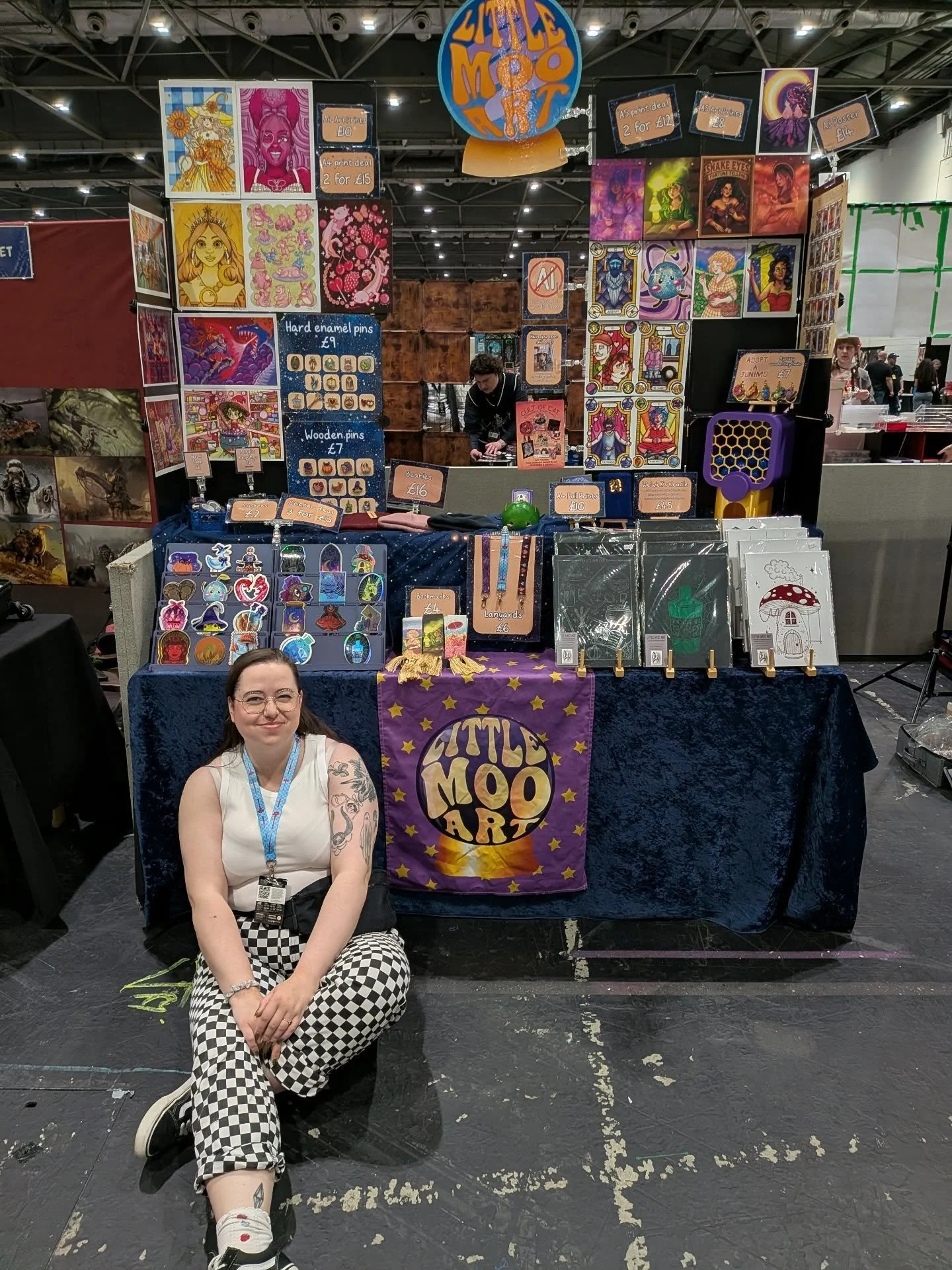 Today's the daaaaaaaaay! Set up and ready to go at MCM London ❤️ come find me at Artist Alley table G-2, right in front of the massive 5 on the wall! See you sooooooooooon!

#mcmlondon2026 #mcmlondon #artistalley #comiccon #mcmmay