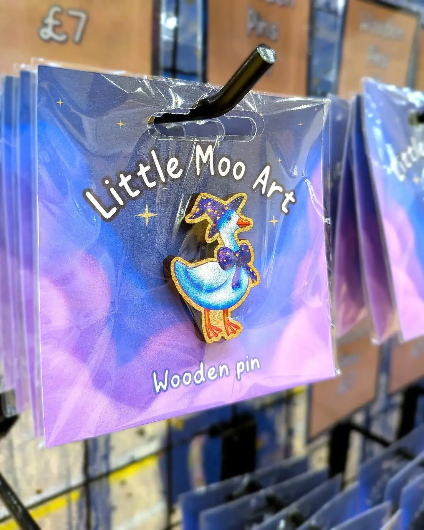 While I was at @thecraftandflea a few weeks ago I managed to take a few cute photos of some of my pins! All of these and many more are available on my Etsy 💖

#fantasyillustrator #enamelpins #woodenpin #fantasyart #pincollection