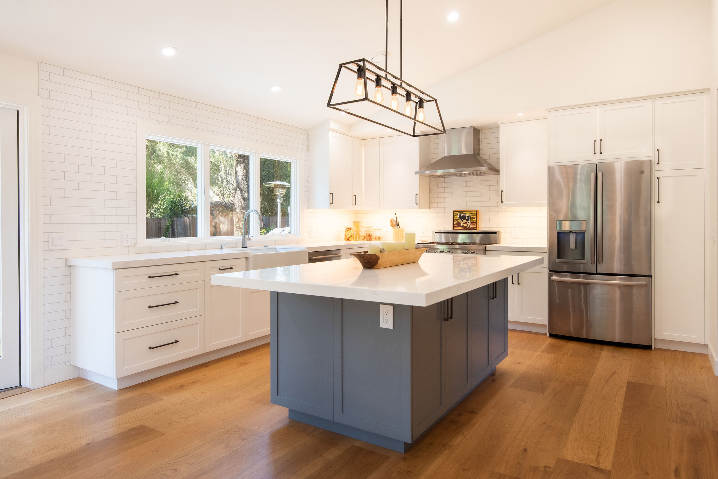 30 Oak Grove Woodacre .png