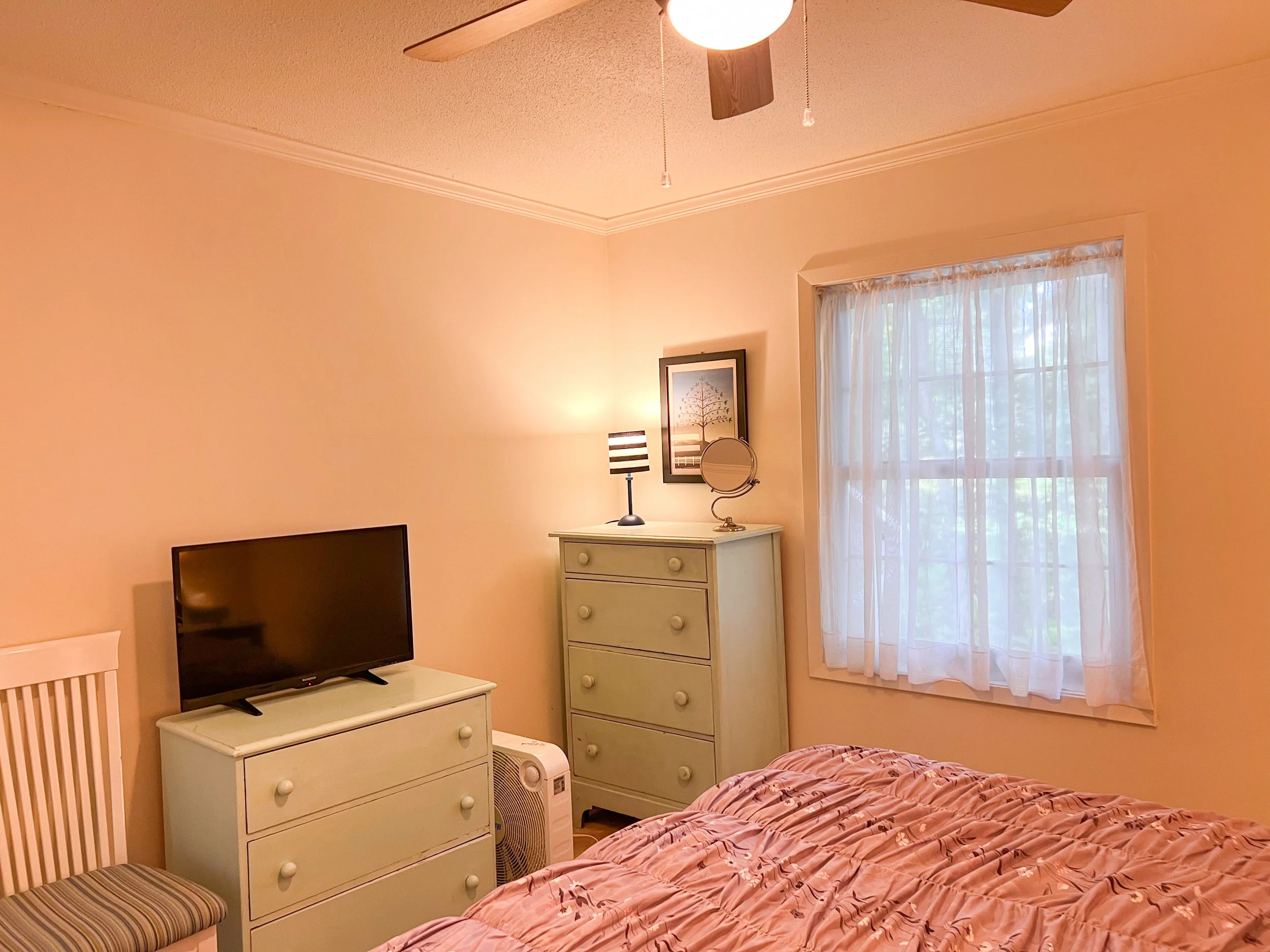 2nd floor bedroom 