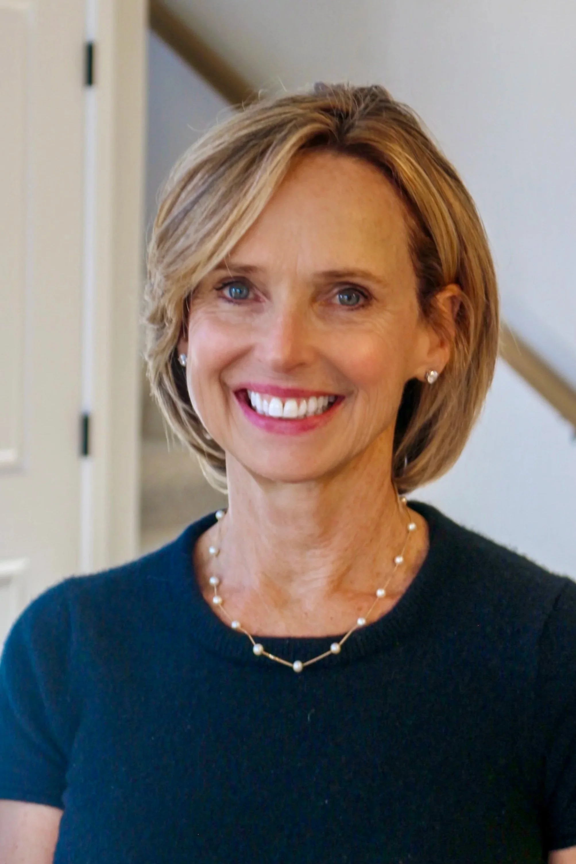 Central Ohio Realtor, Teresa Kenney, helps buyers and sellers in her home neighborhood of Muirfield Village, and throughout the Central Ohio area in communities like Dublin, Powell, Plain City, Hilliard, Upper Arlington, German Village, and more!