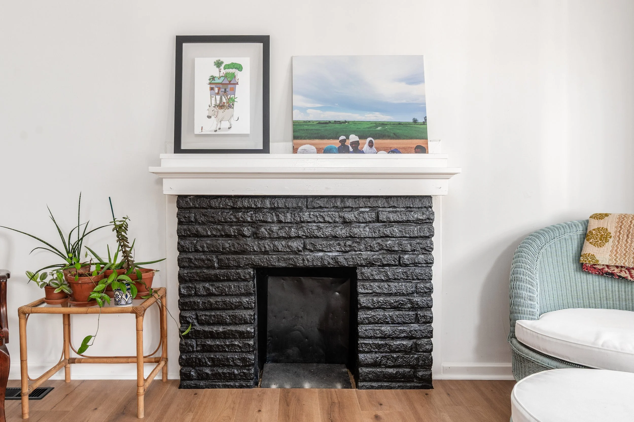 90-S-Burgess-Distinctive-Features