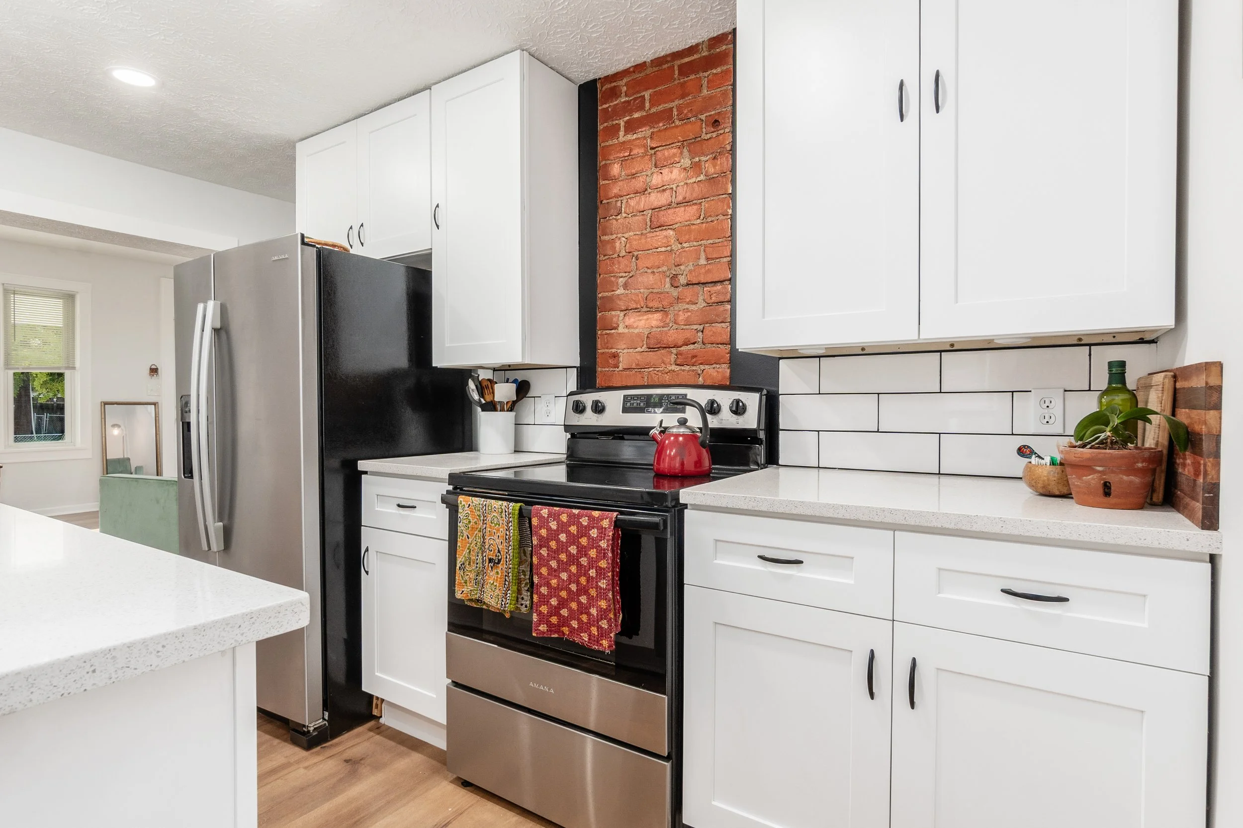 Updated-Kitchen-Hilltop-Home-Columbus