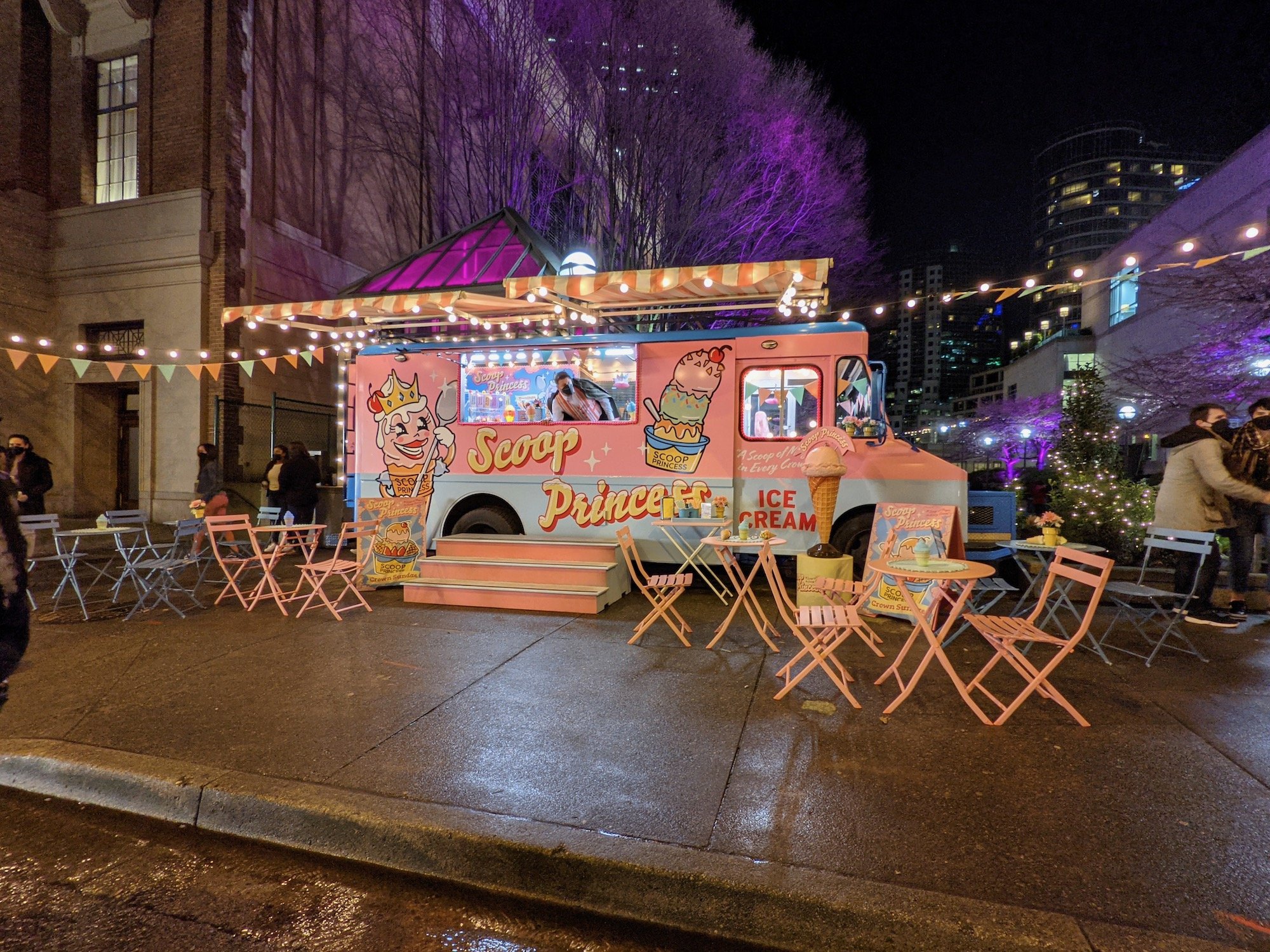 Scoop Princess Ice cream Truck