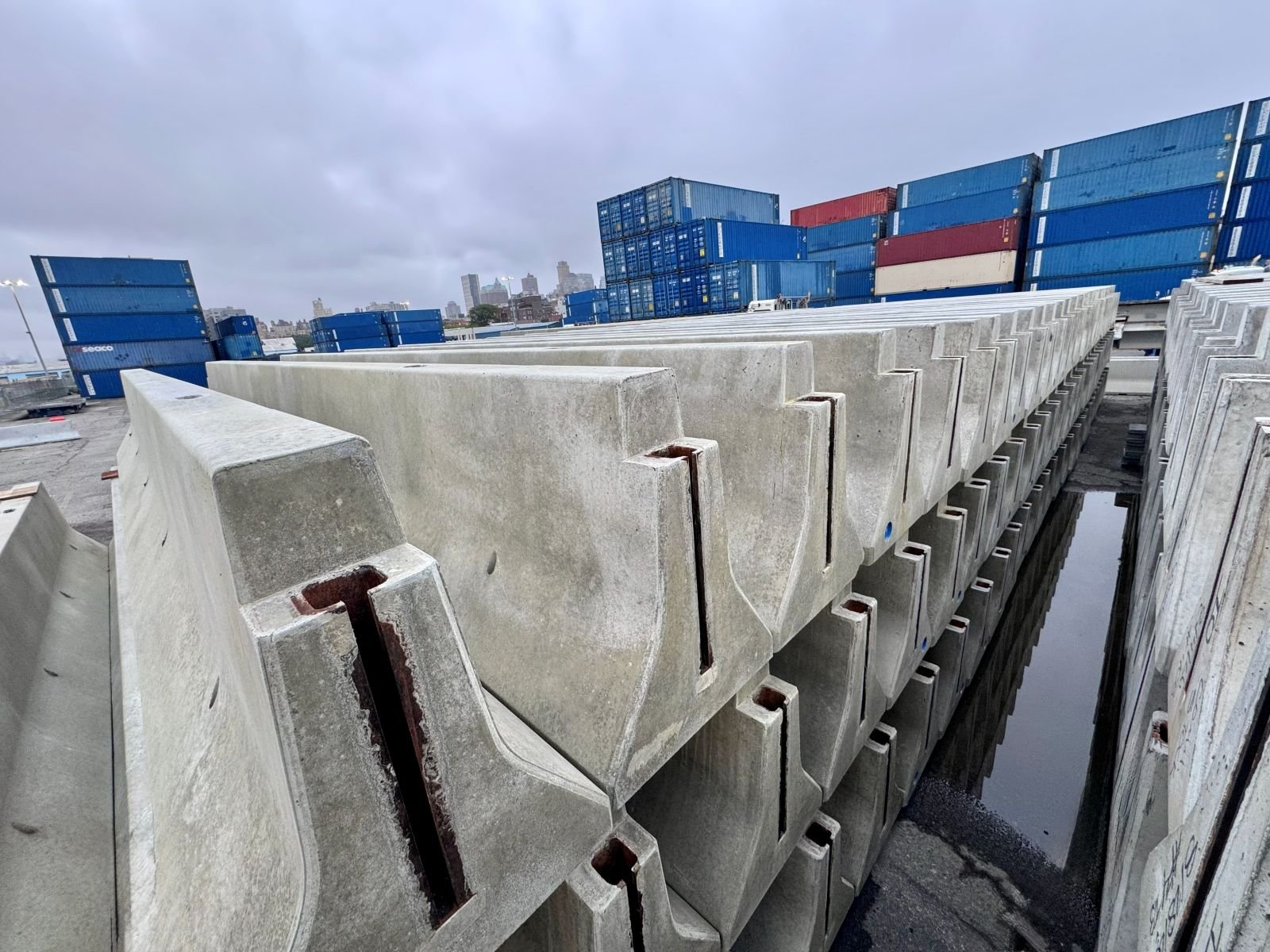 20-foot-nysdot-precast-concrete-barrier.jpg