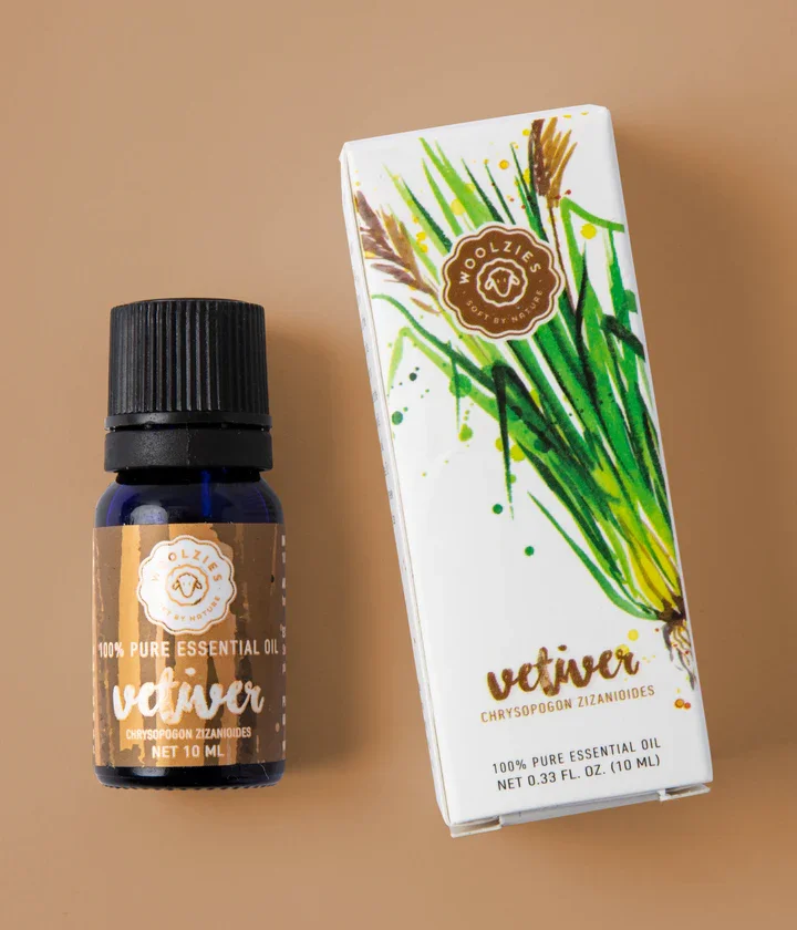 VETIVER ESSENTIAL OIL.webp