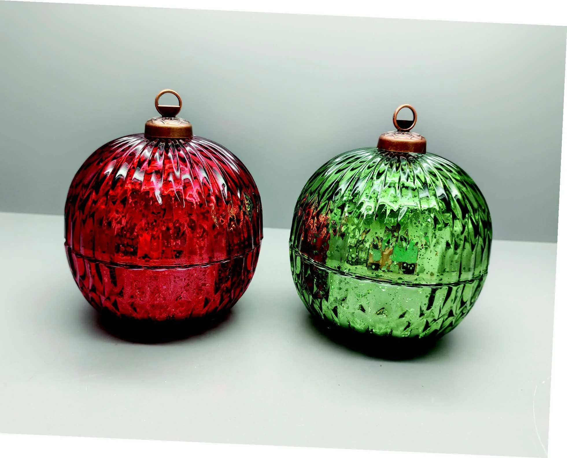 SMELL OF CHRISTMAS ORNAMENT.jpeg