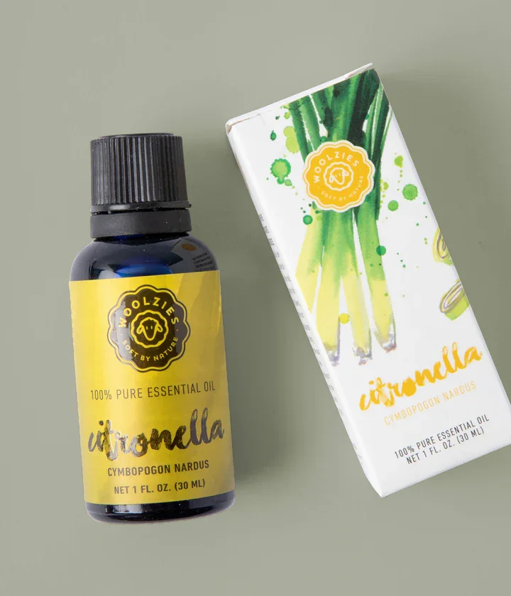 CITRONELLA ESSENETIAL OIL.webp