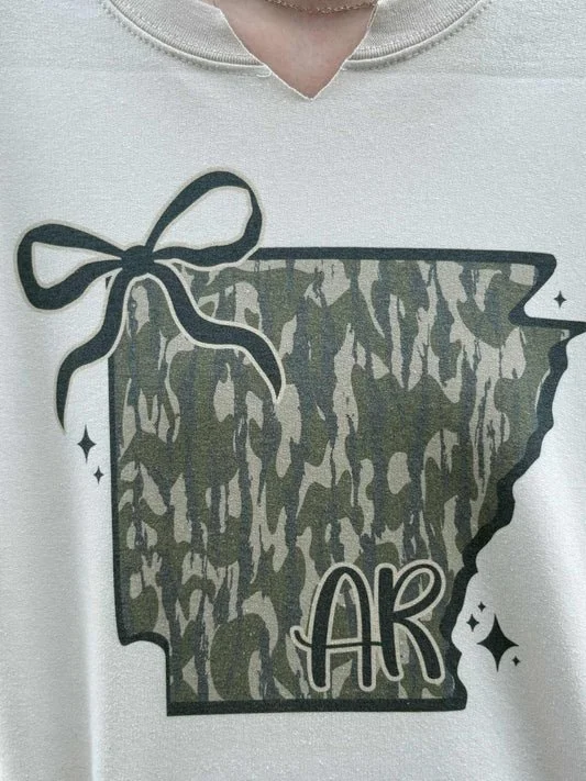 ADELLE LINEN-CAMO STATE COQUETTE BOW SWEATSHIRT