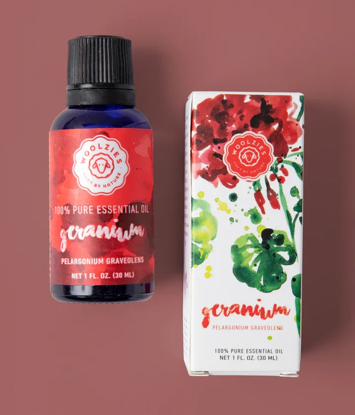 GERANIUM ESSENTIAL OIL.webp