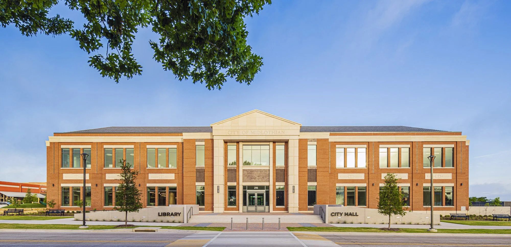 Midlothian City Hall_0P1A4963_web_visid_banner.jpg
