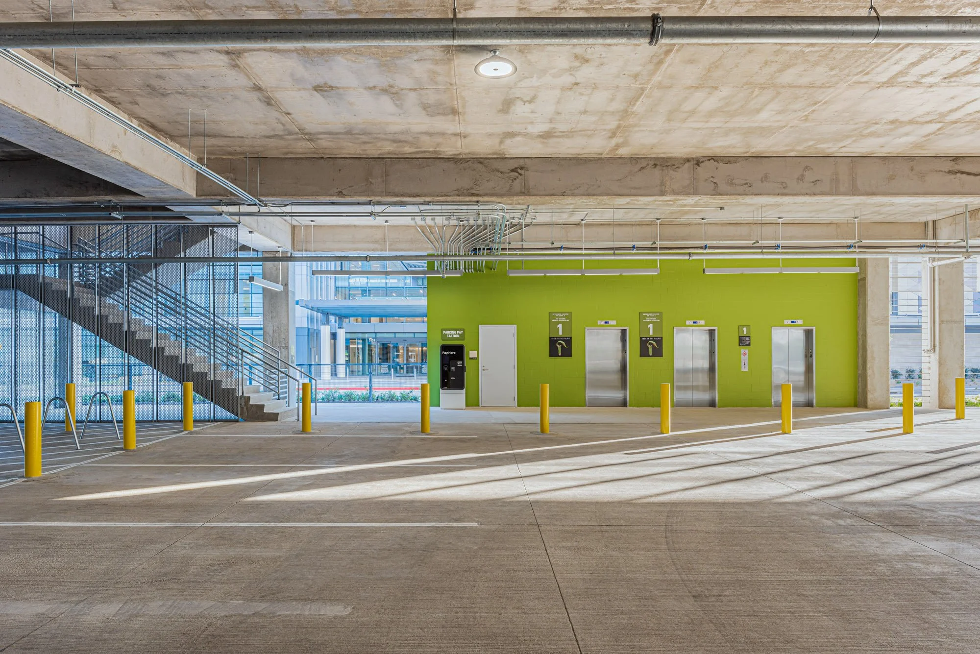 Parkland Garage_web_02_visid.jpg